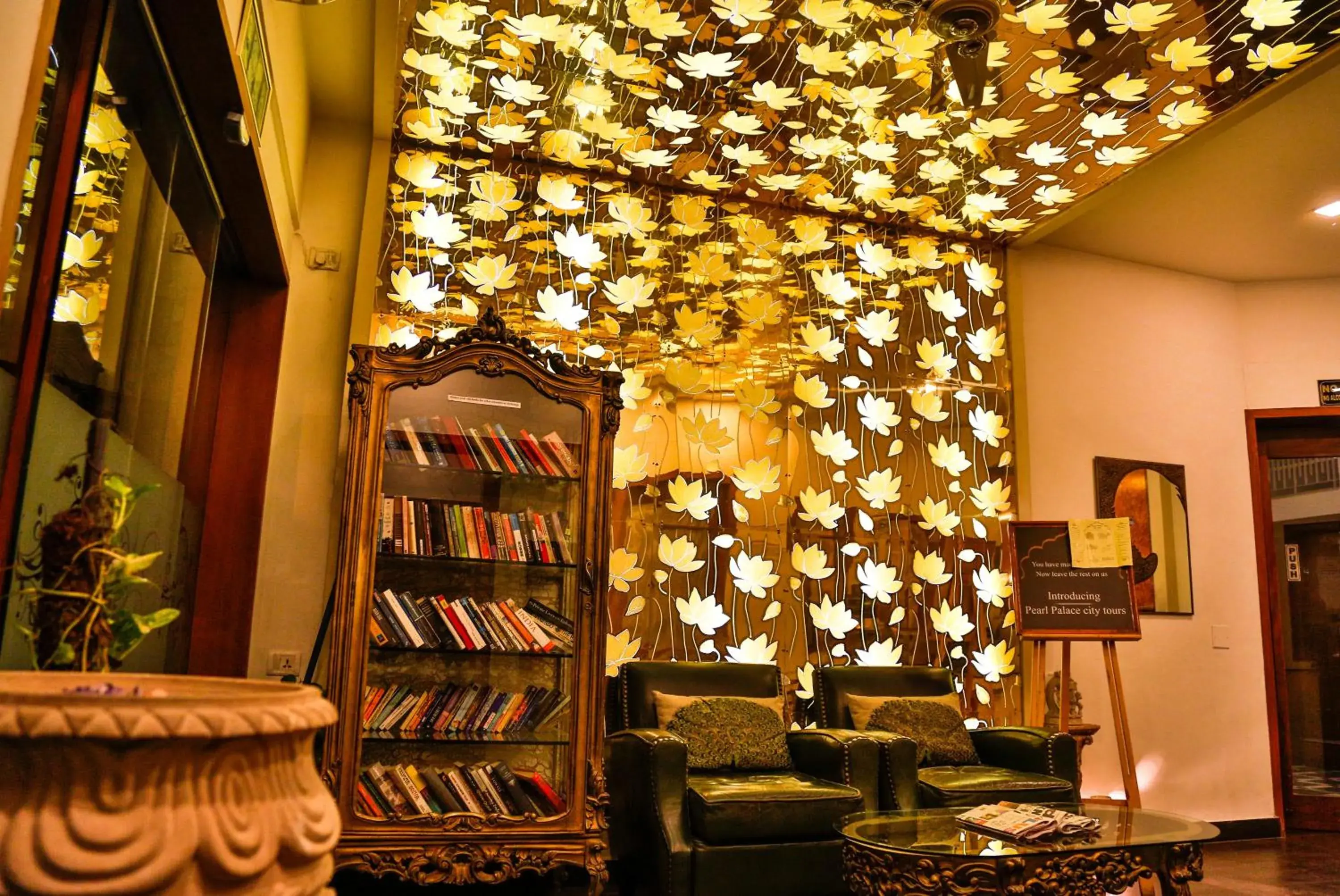 Lobby or reception in Hotel Pearl Palace Jaipur Lobby or reception in Hotel Pearl Palace Jaipur