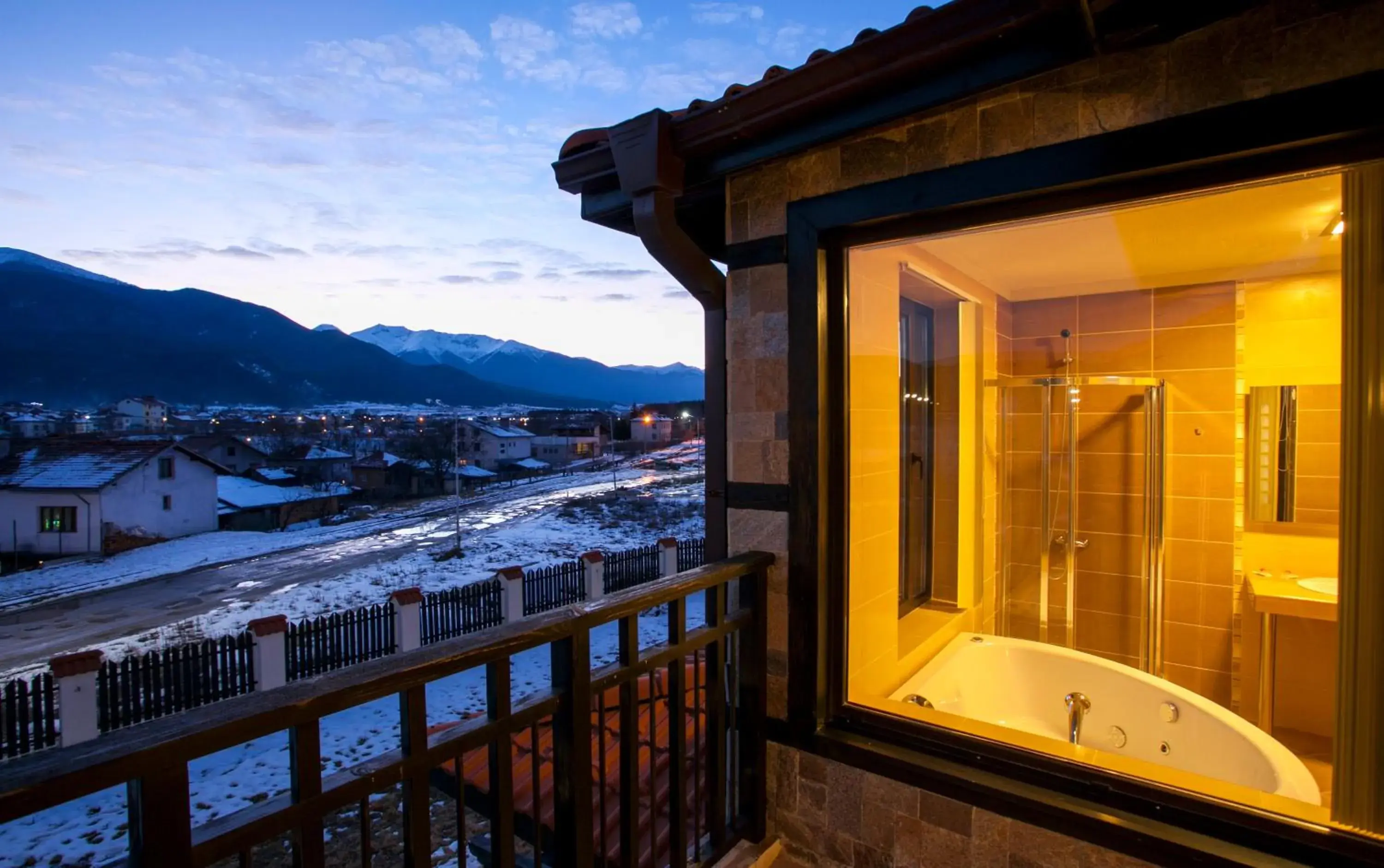 Mountain view in Къщи за гости КООП Добринище - Holiday Villages COOP Dobrinishte Mountain view in Къщи за гости КООП Добринище - Holiday Villages COOP Dobrinishte