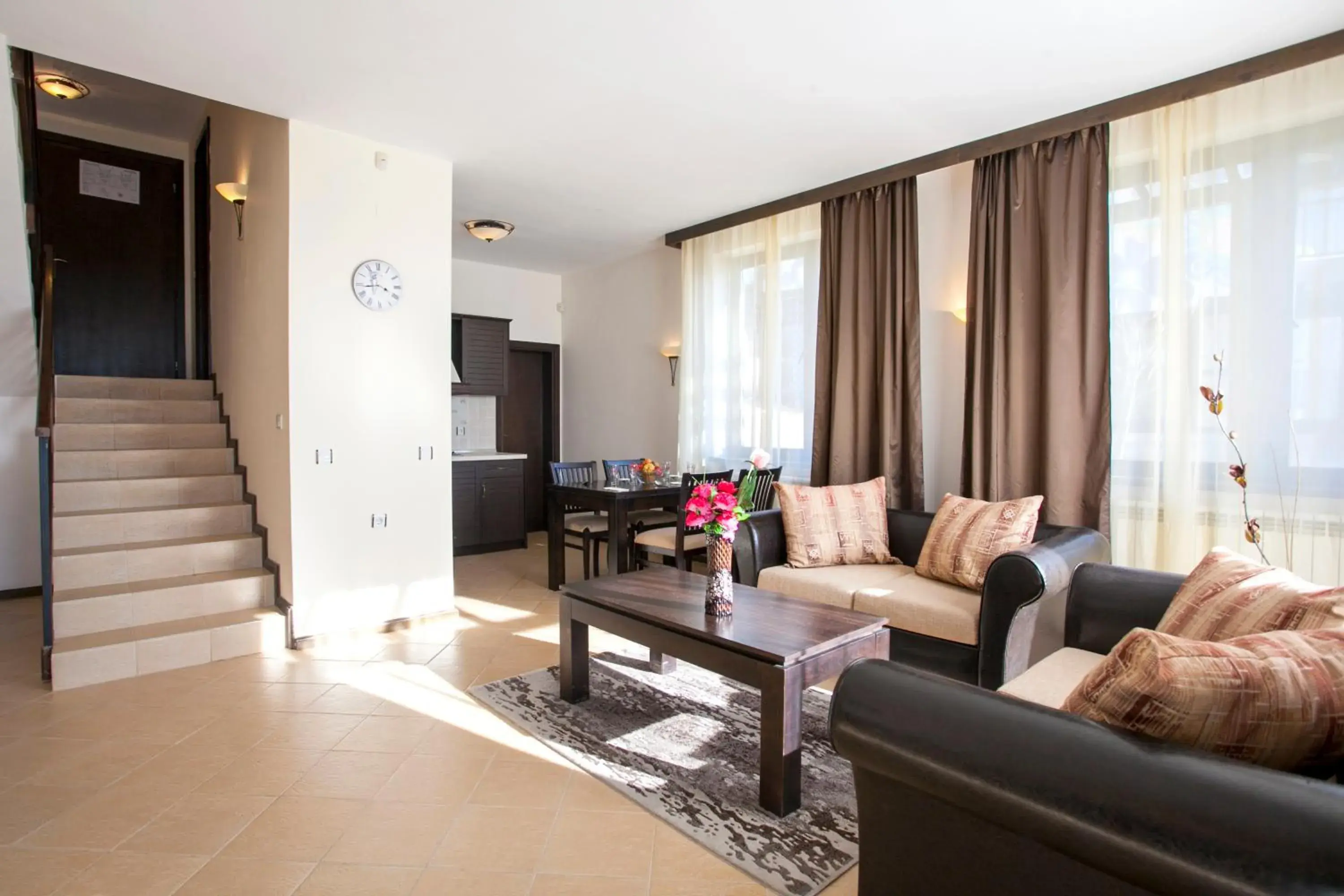 Living room in Къщи за гости КООП Добринище - Holiday Villages COOP Dobrinishte Living room in Къщи за гости КООП Добринище - Holiday Villages COOP Dobrinishte