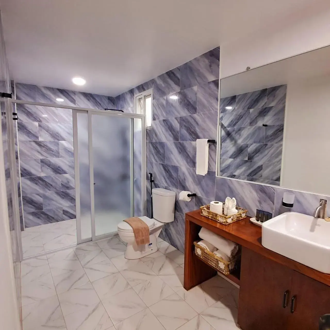 Premium Quadruple Room in Brazaville Beach Resort Premium Quadruple Room in Brazaville Beach Resort
