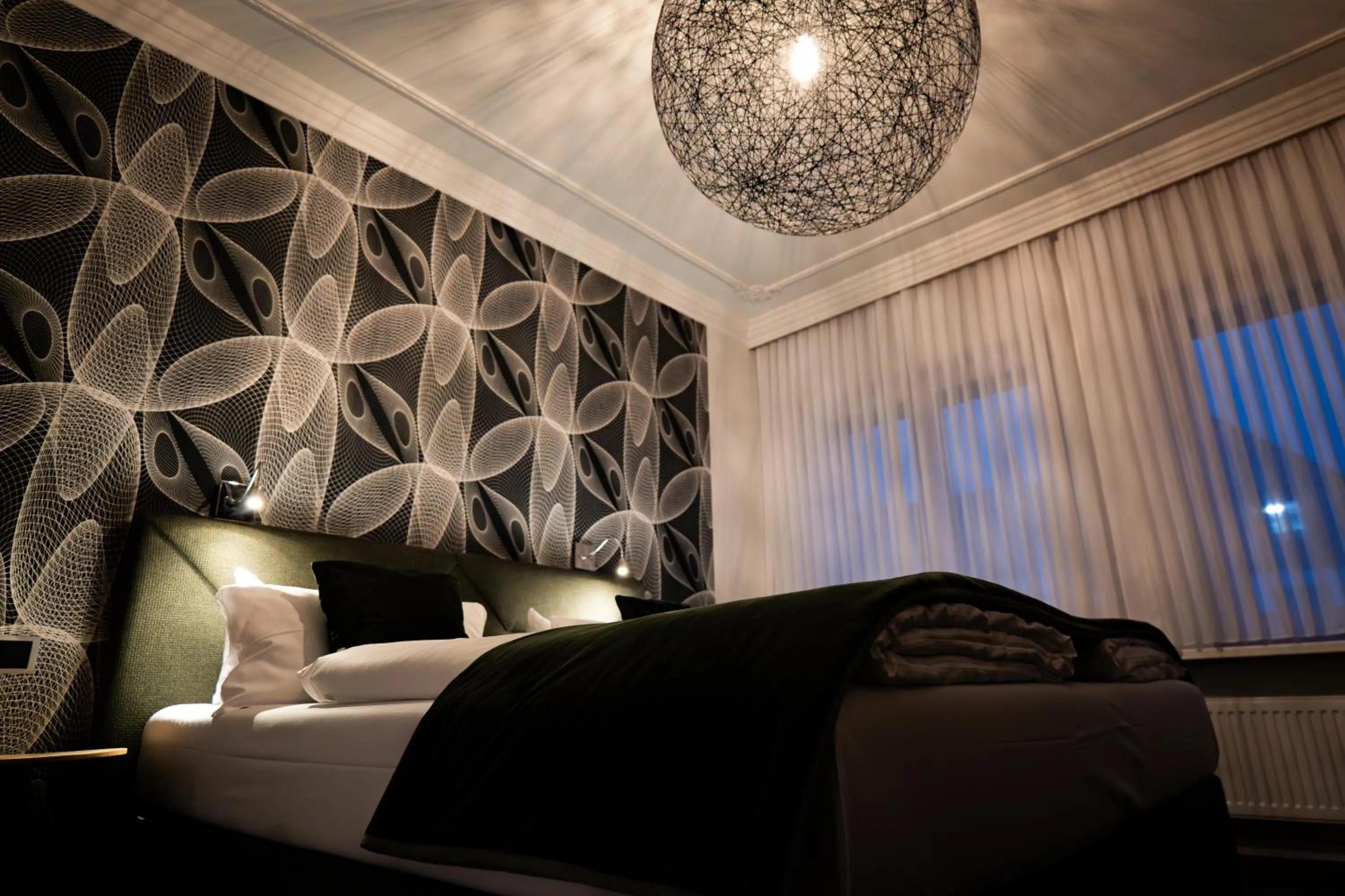 Photo of the whole room, Bed in Hochwald Lodge