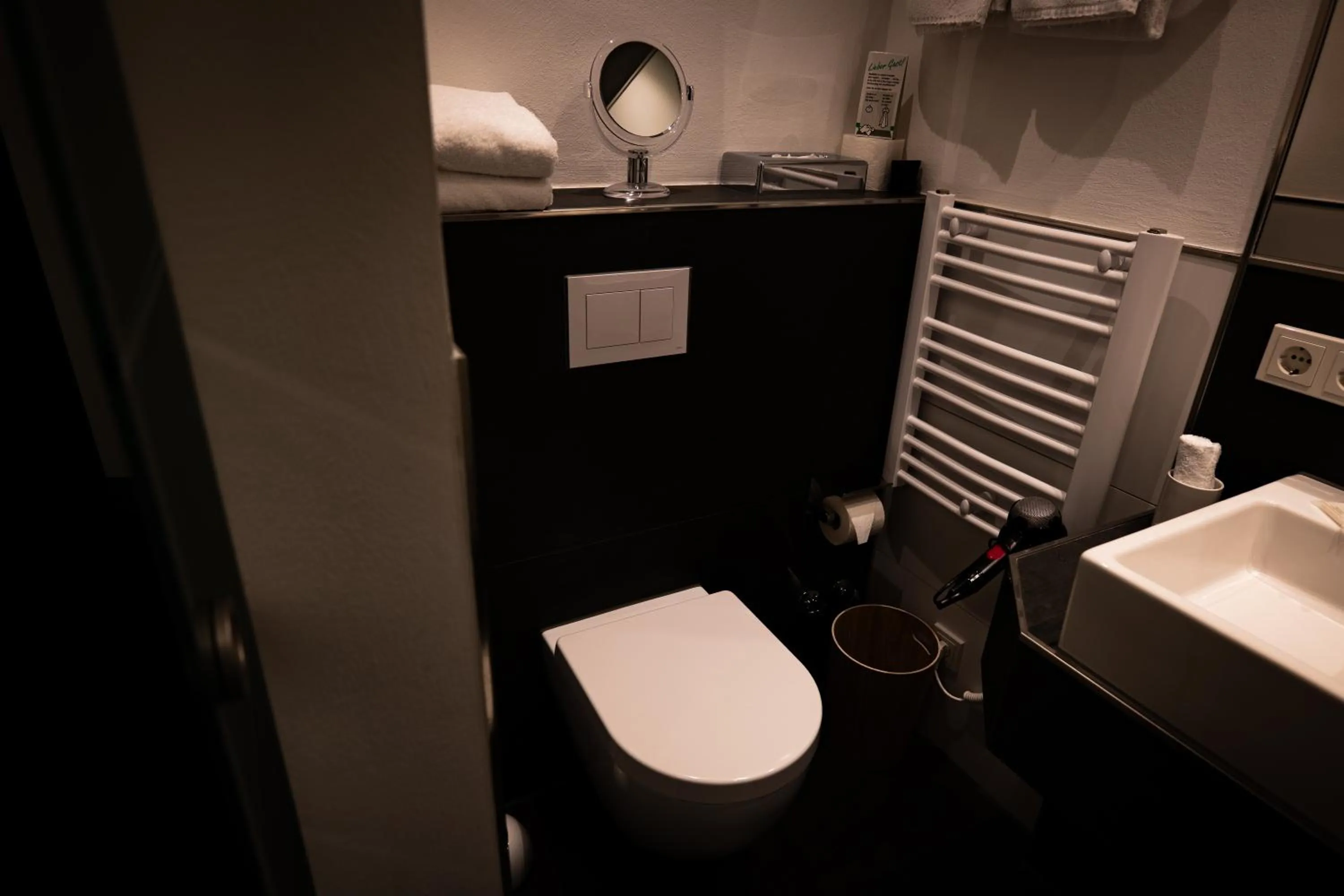 Bathroom in Hochwald Lodge