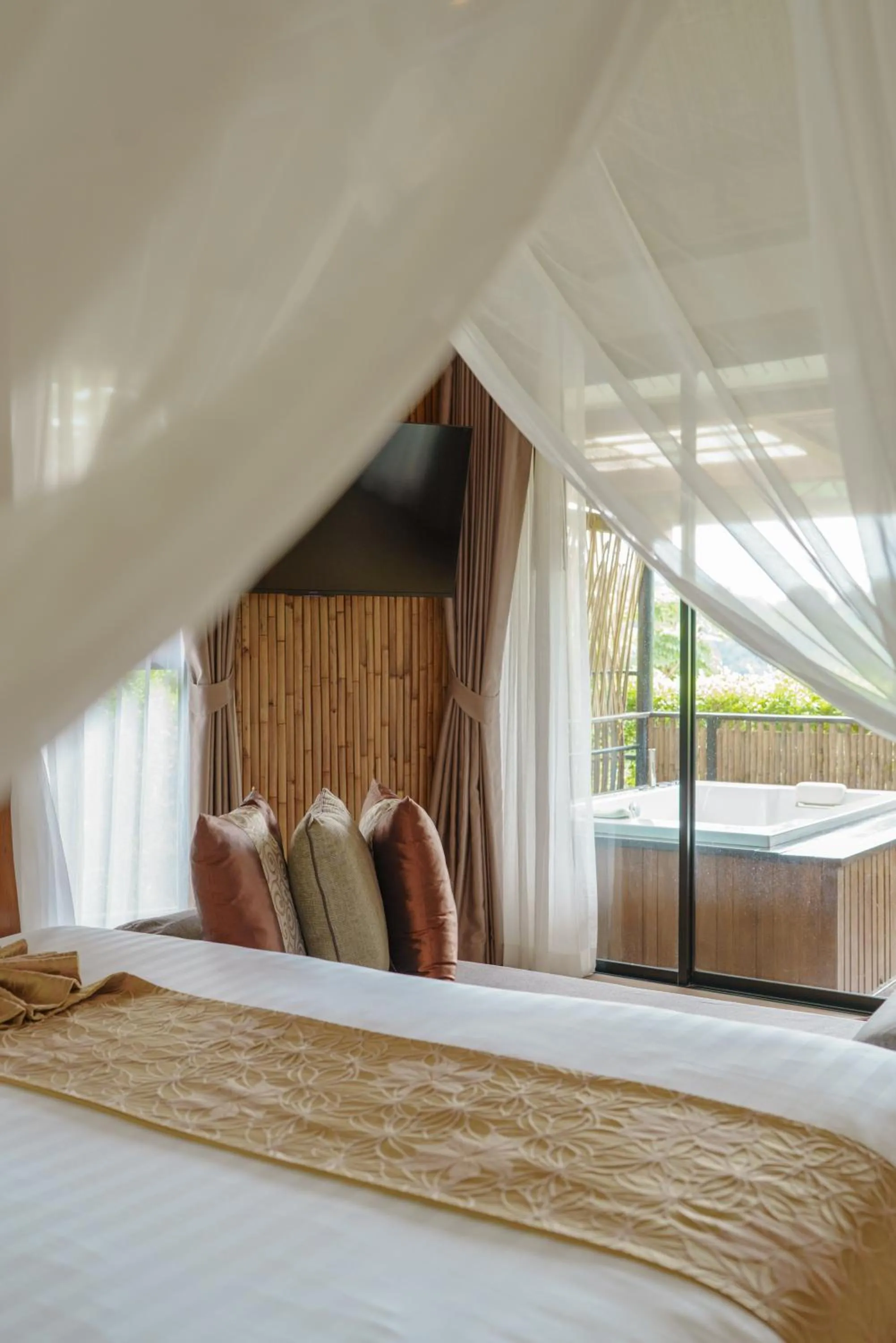 Property building, Bed in Aonang Fiore Resort