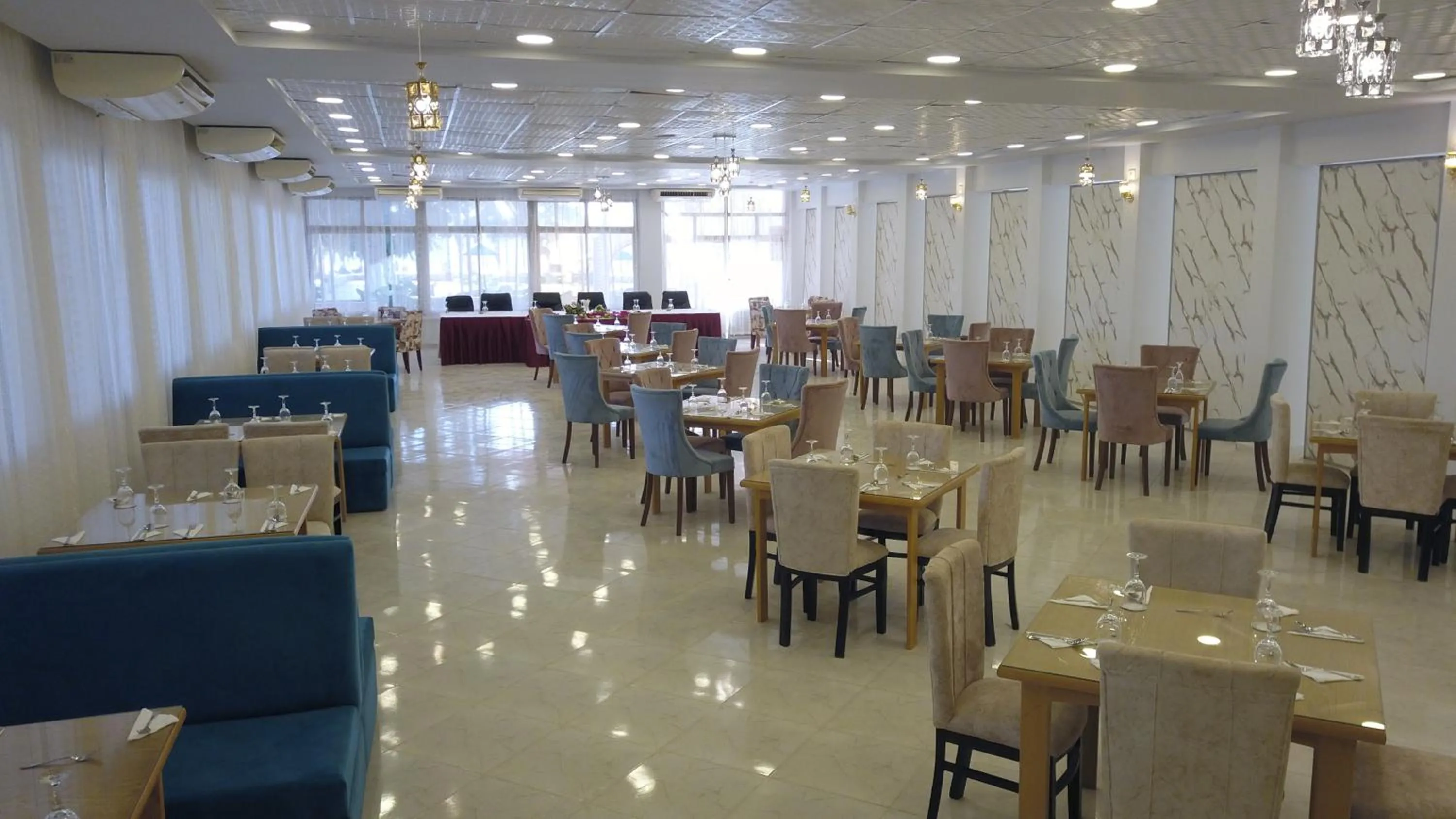 Restaurant/places to eat in Jewel Assiut Hotel