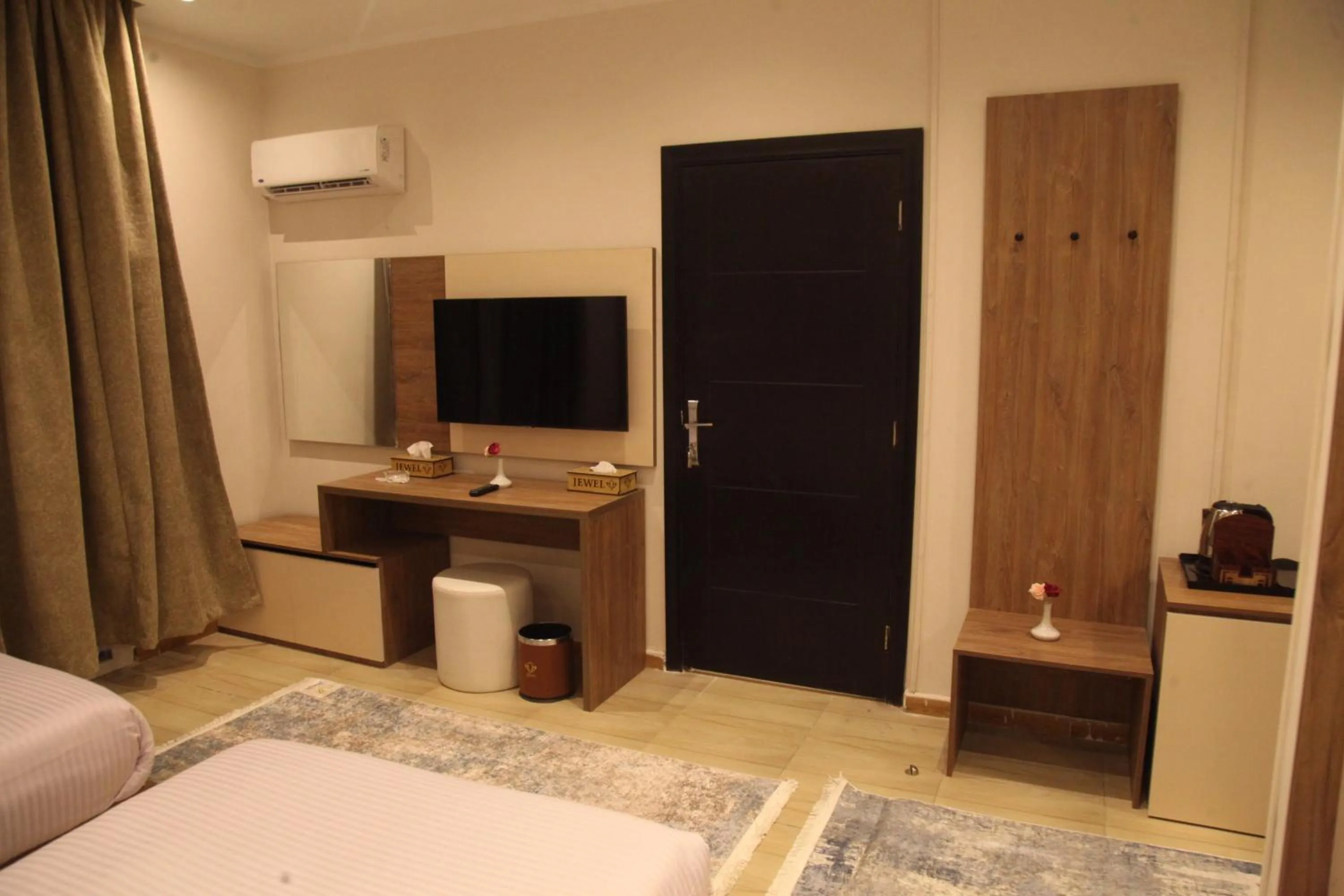 TV and multimedia, Bed in Jewel Assiut Hotel