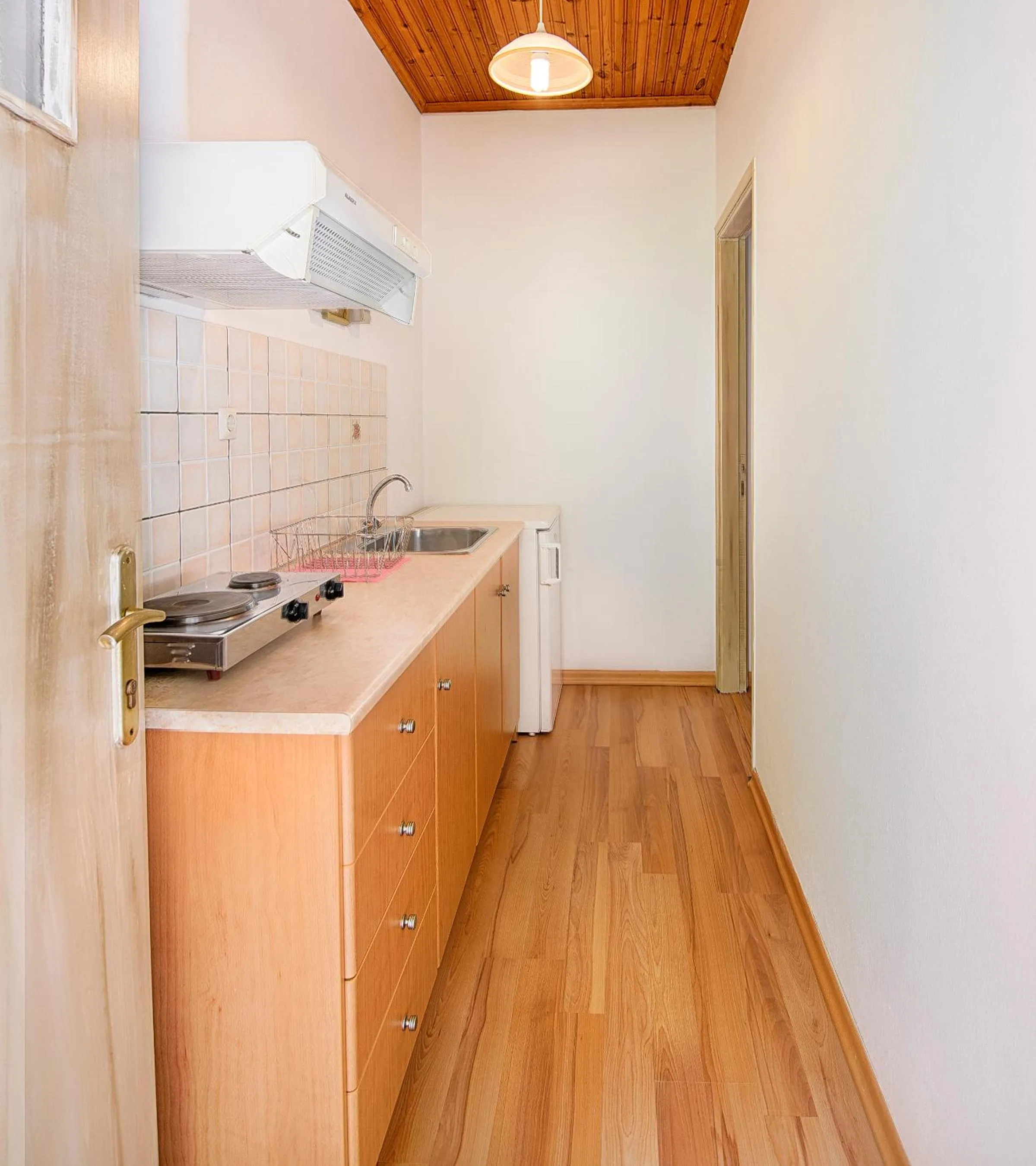 Kitchen or kitchenette in Pharos Rooms