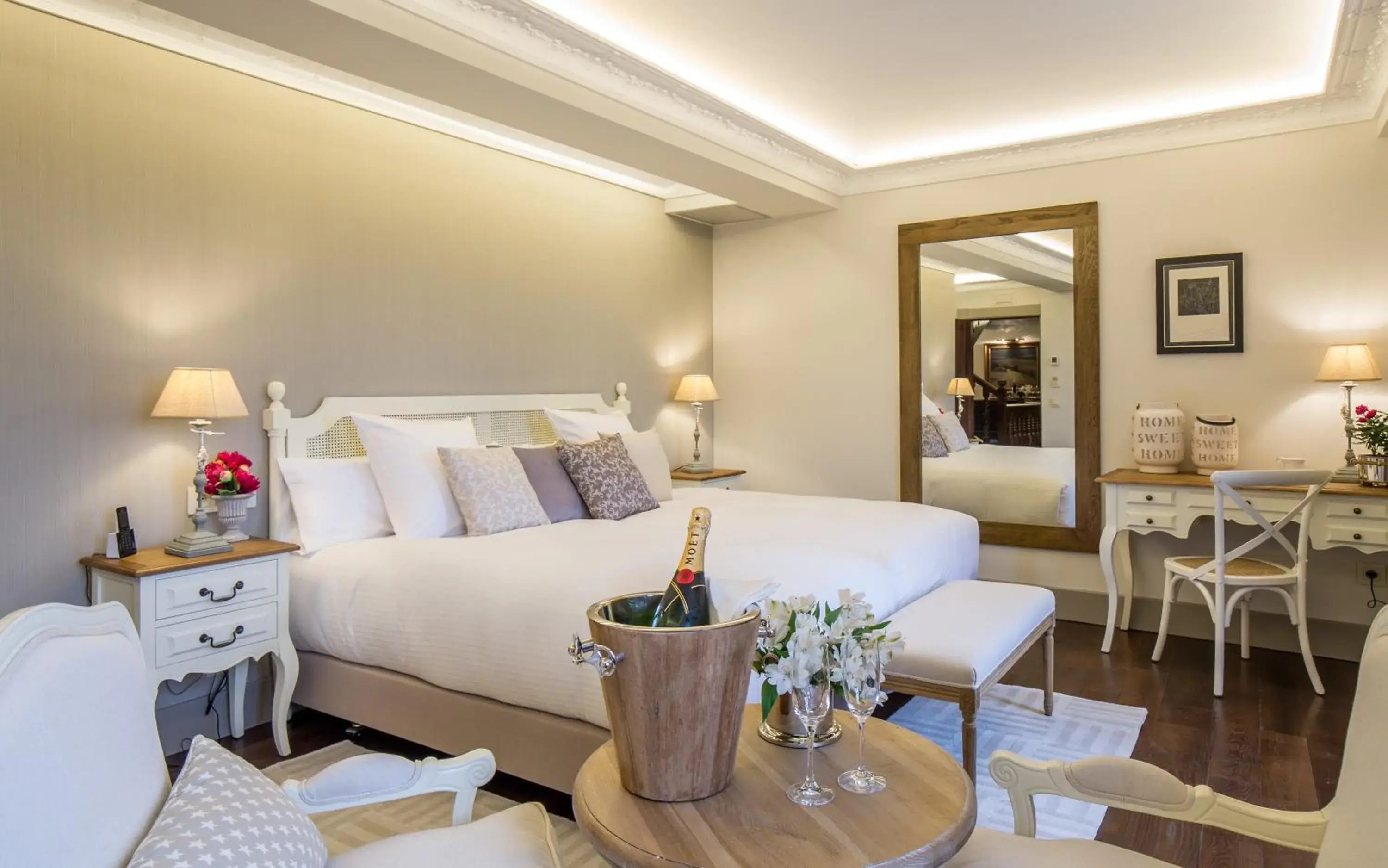 Photo of the whole room, Bed in Puebloastur Eco Resort Hotel & Spa Gran Lujo Photo of the whole room, Bed in Puebloastur Eco Resort Hotel & Spa Gran Lujo