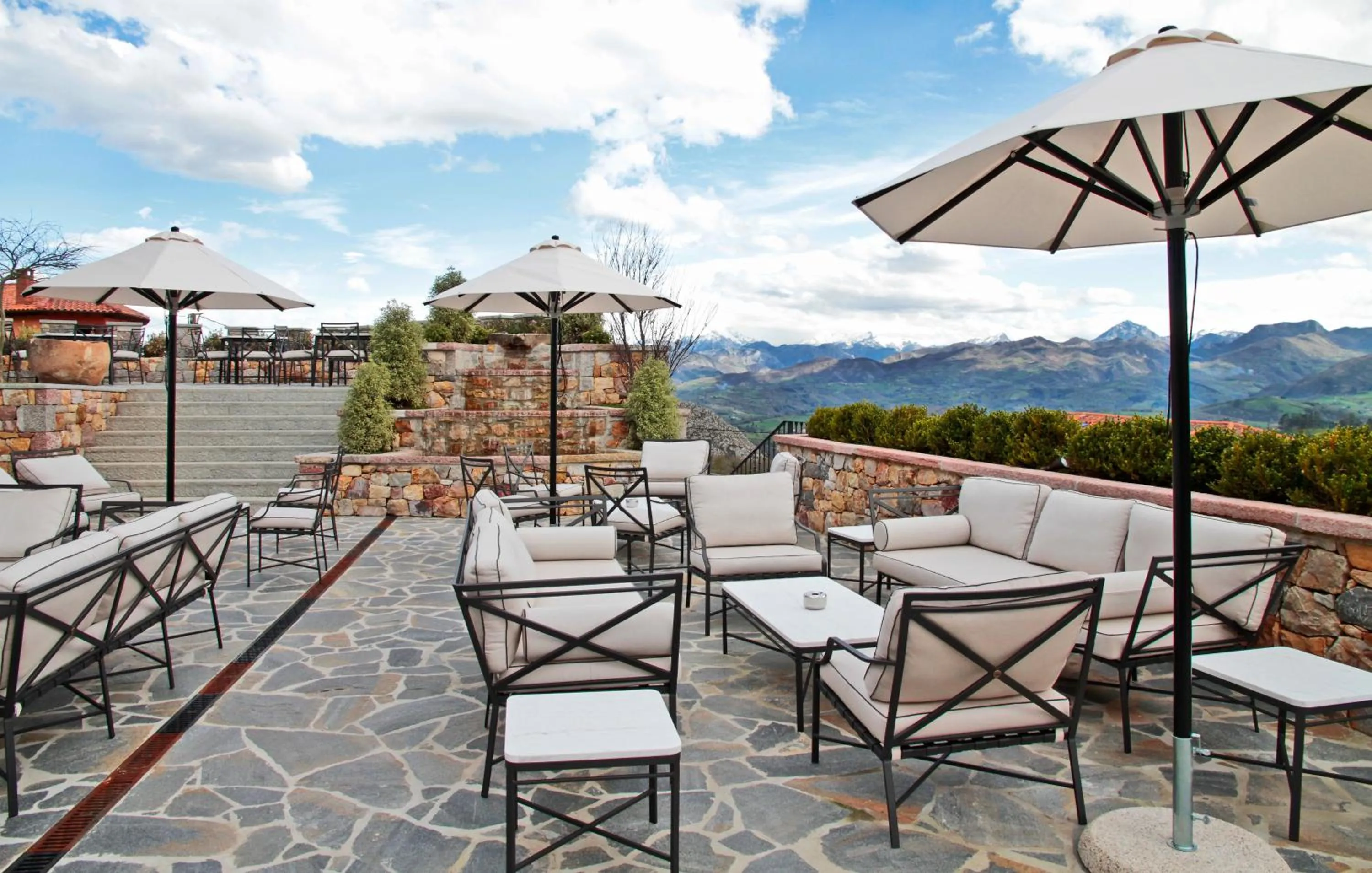 Patio in Puebloastur Eco Resort Hotel & Spa Gran Lujo