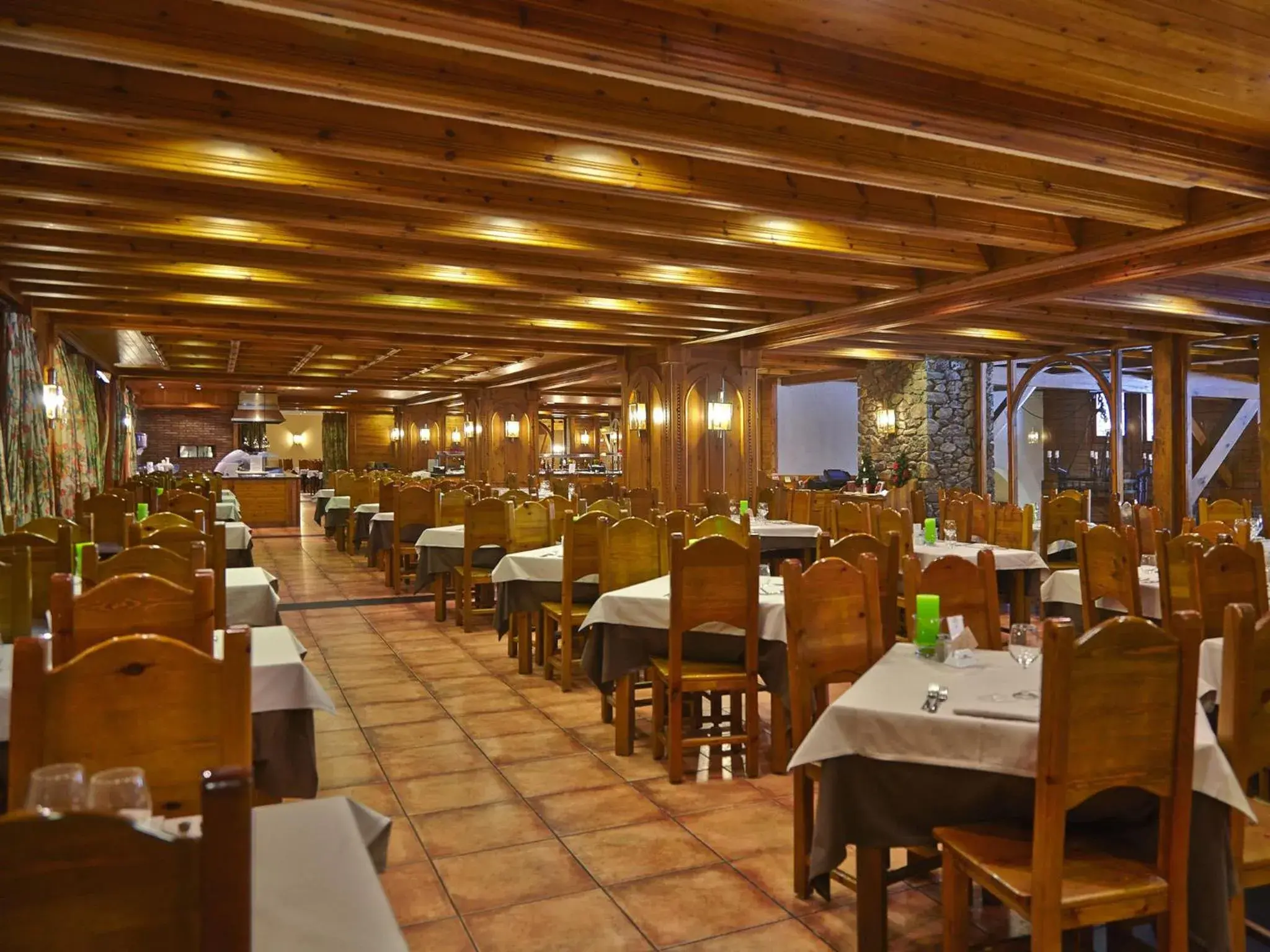 Restaurant/places to eat in Sport Hotel Restaurant/places to eat in Sport Hotel