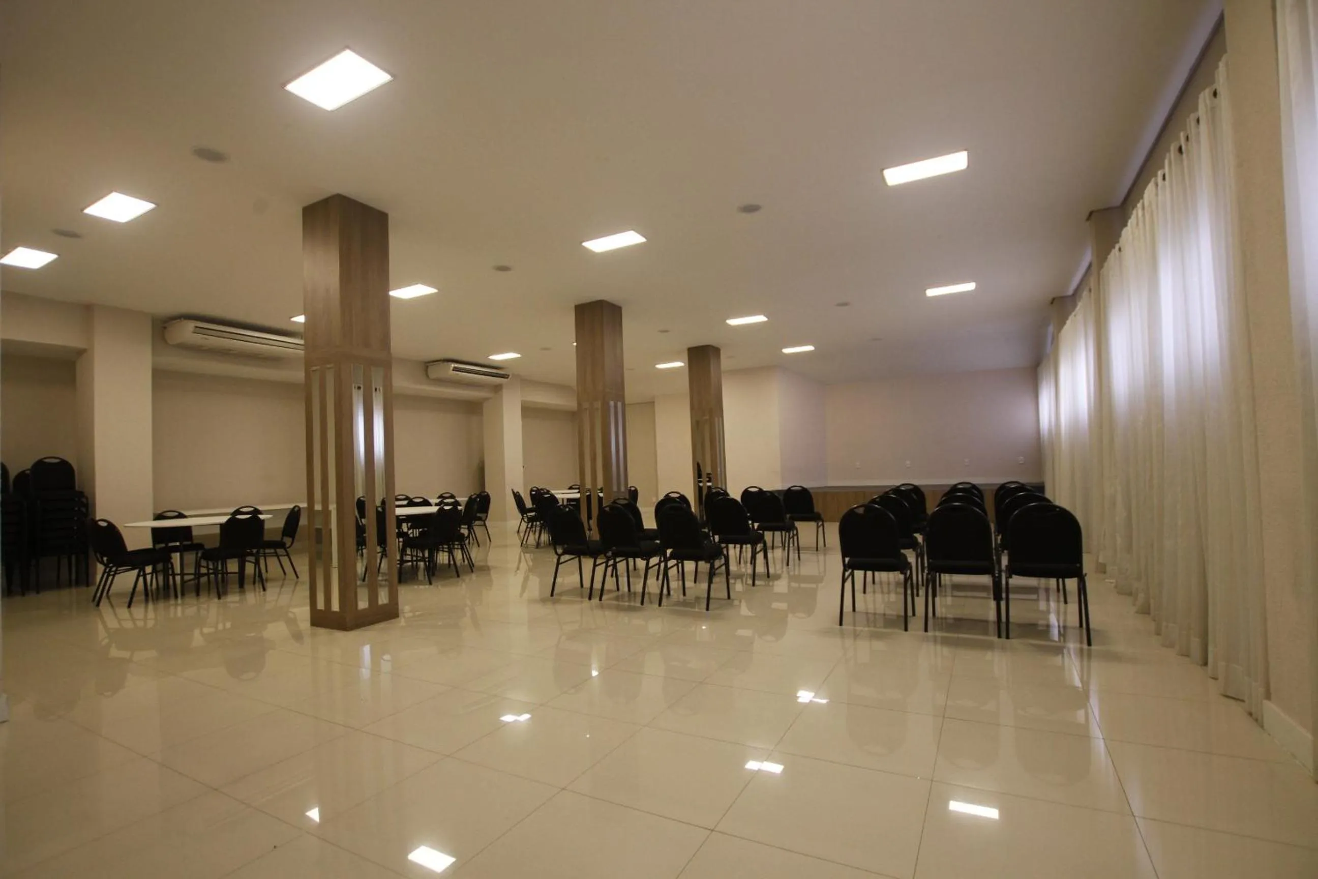 Meeting/conference room in Klein Ville Dois Irmãos