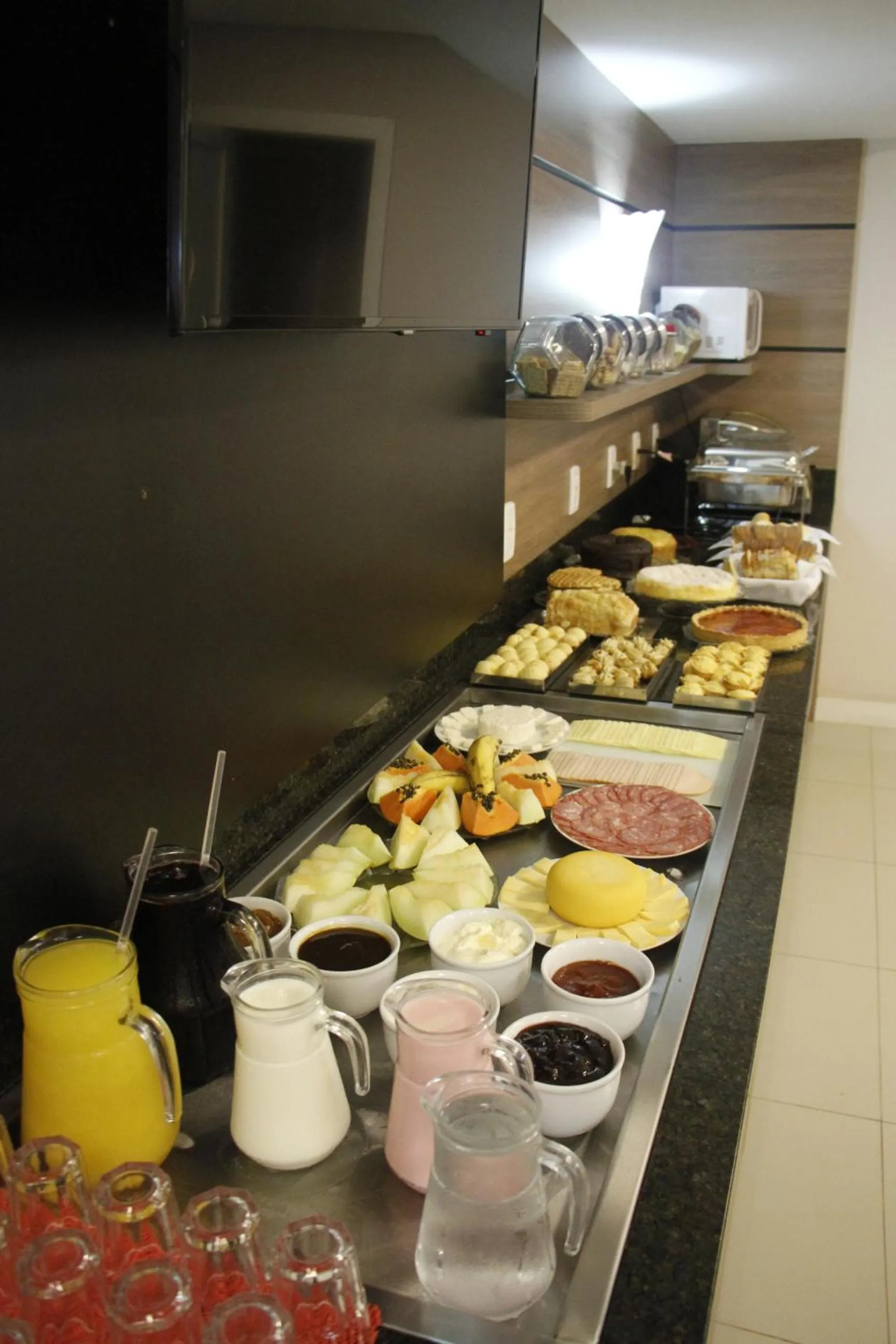 Continental breakfast in Klein Ville Dois Irmãos