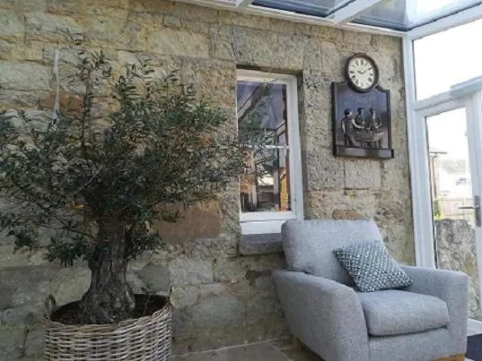 Communal lounge/ TV room in Knights Rest