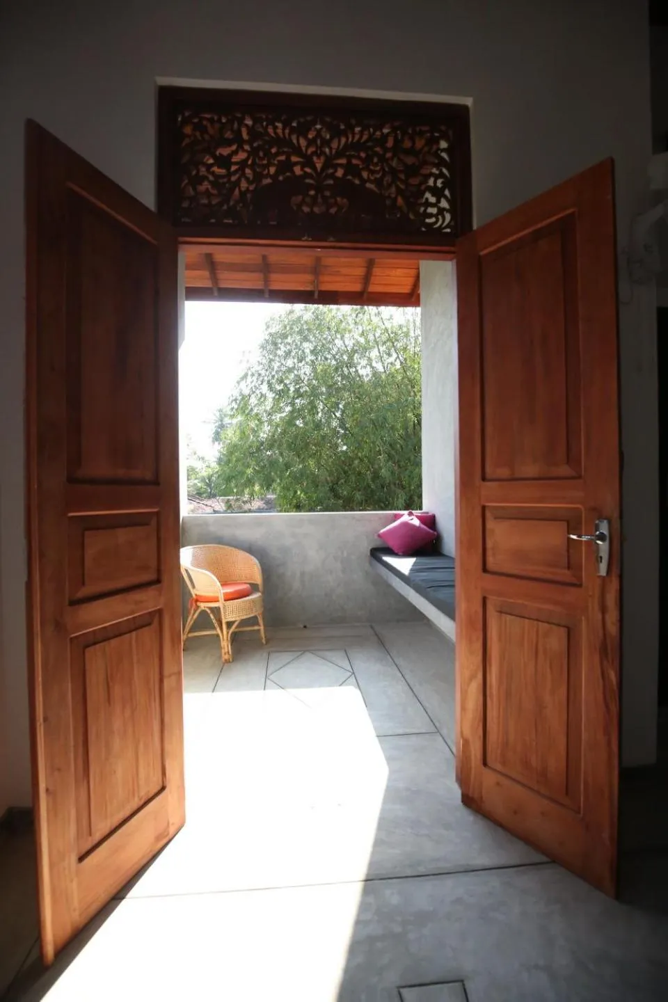 Property building in Mary's Palm Garden