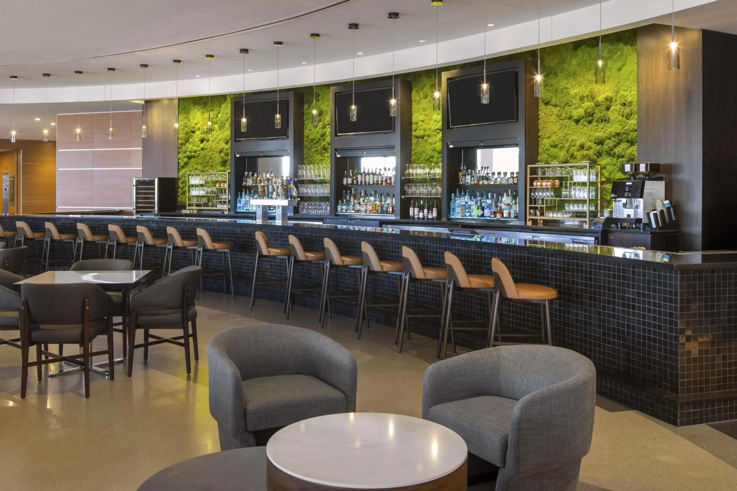 Lounge or bar in Hilton Cleveland Downtown Lounge or bar in Hilton Cleveland Downtown