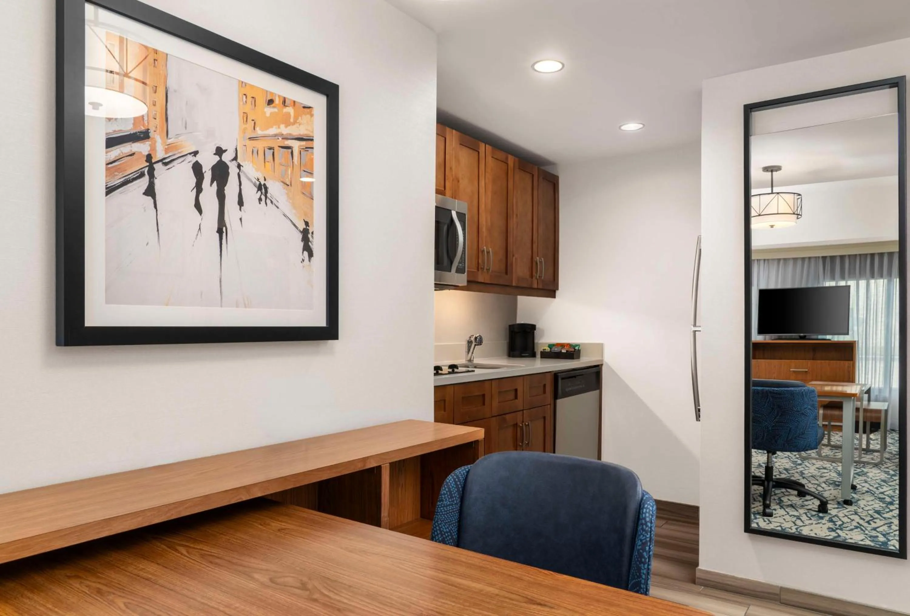 Kitchen or kitchenette in Homewood Suites by Hilton Boston Brookline-Longwood Medical