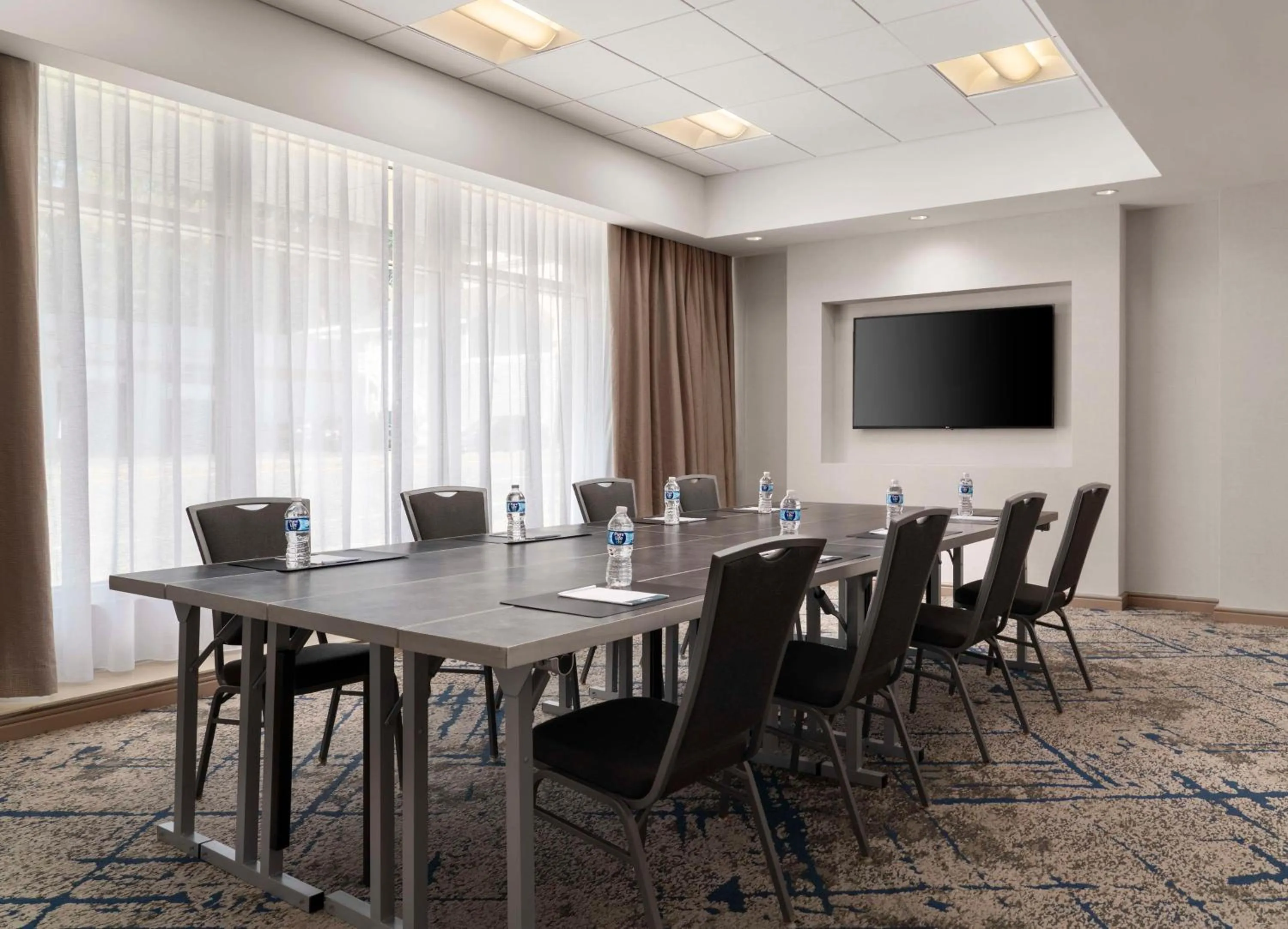 Meeting/conference room in Homewood Suites by Hilton Boston Brookline-Longwood Medical