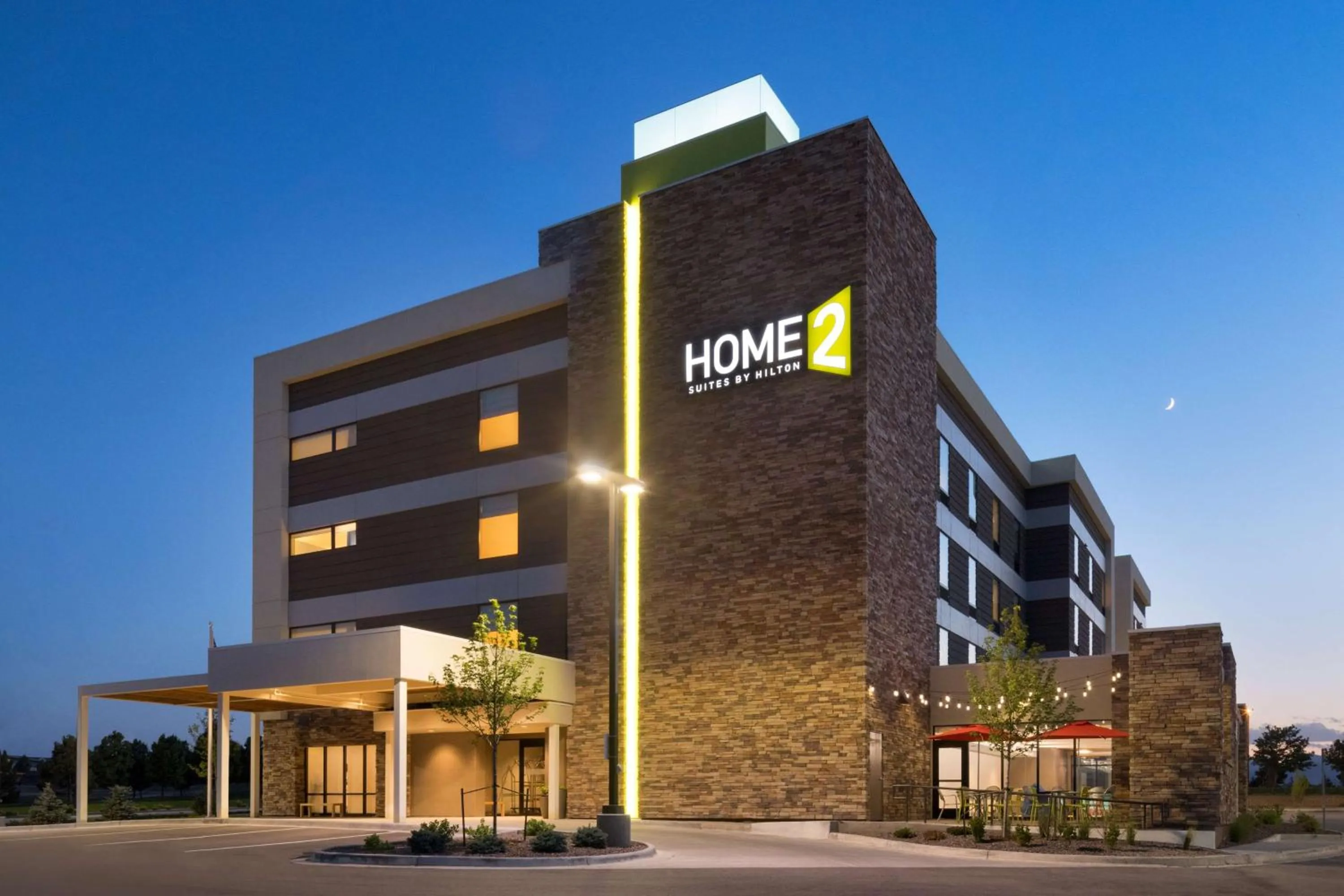 Property building in Home2 Suites by Hilton Denver Highlands Ranch