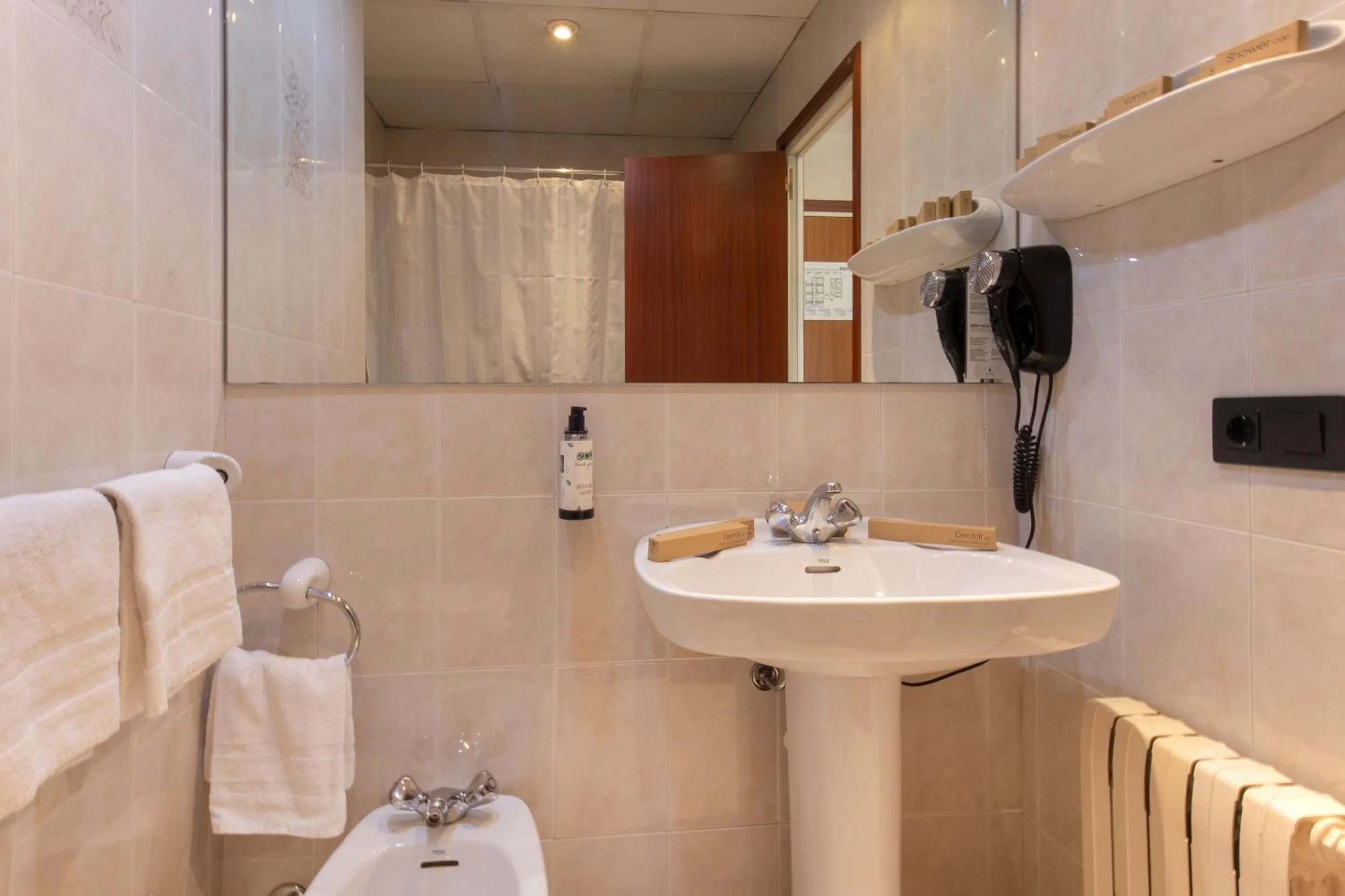 Bathroom in Hotel Encamp by Nexta