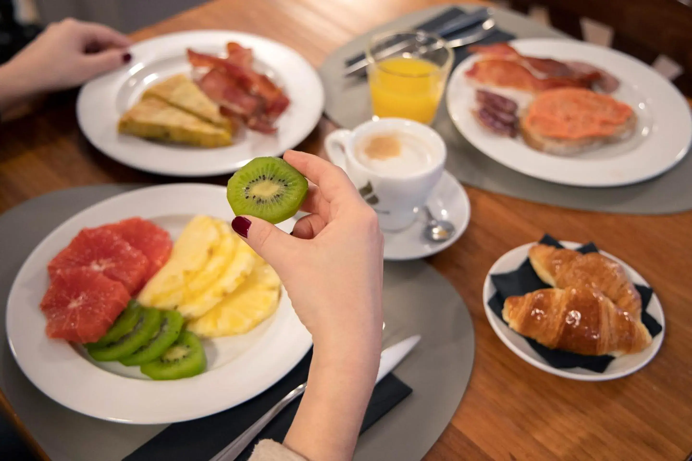 Breakfast in Hotel Encamp by Nexta Breakfast in Hotel Encamp by Nexta