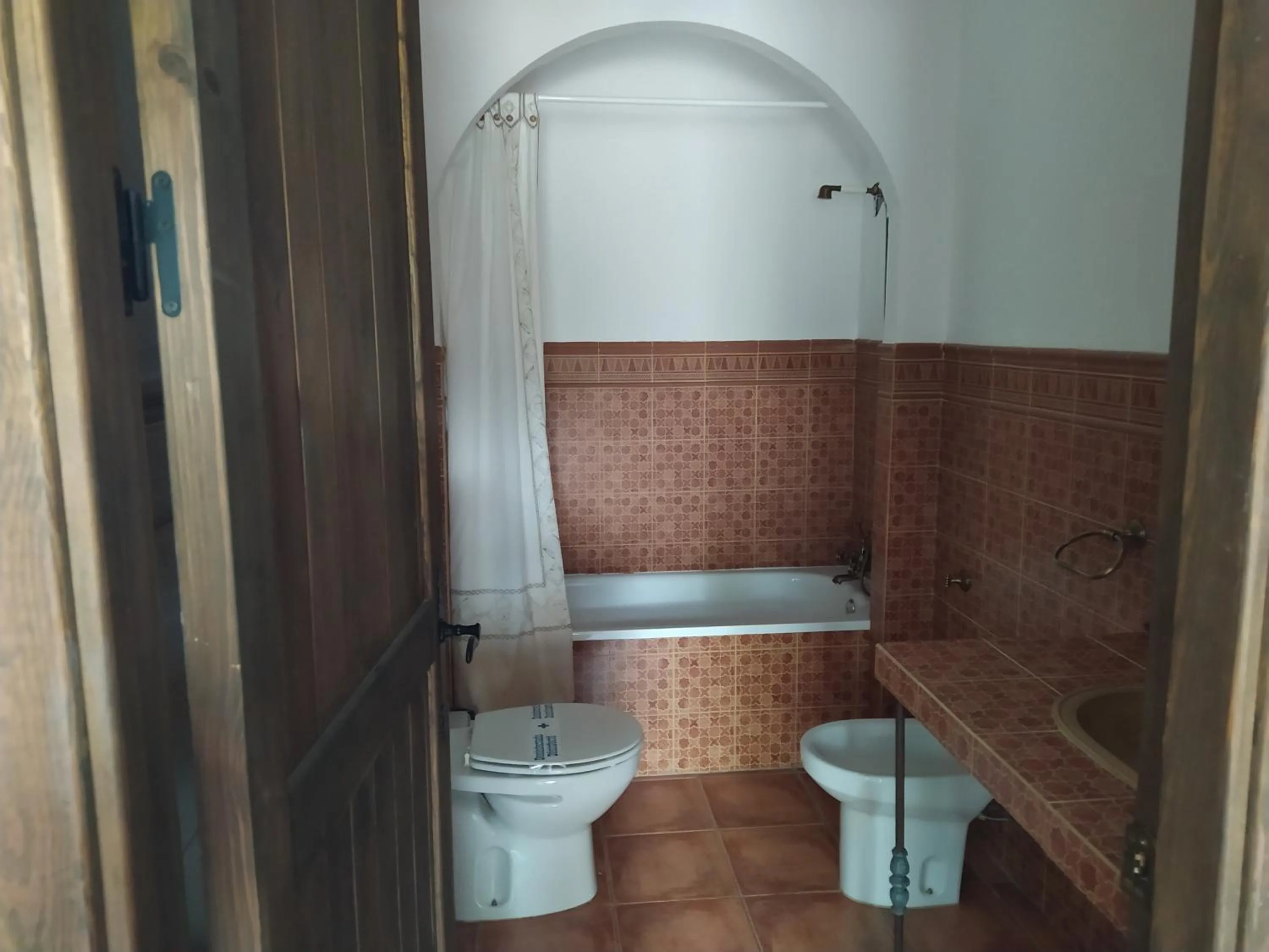 Bathroom in Hotel Rural La Marmita de Ahlam