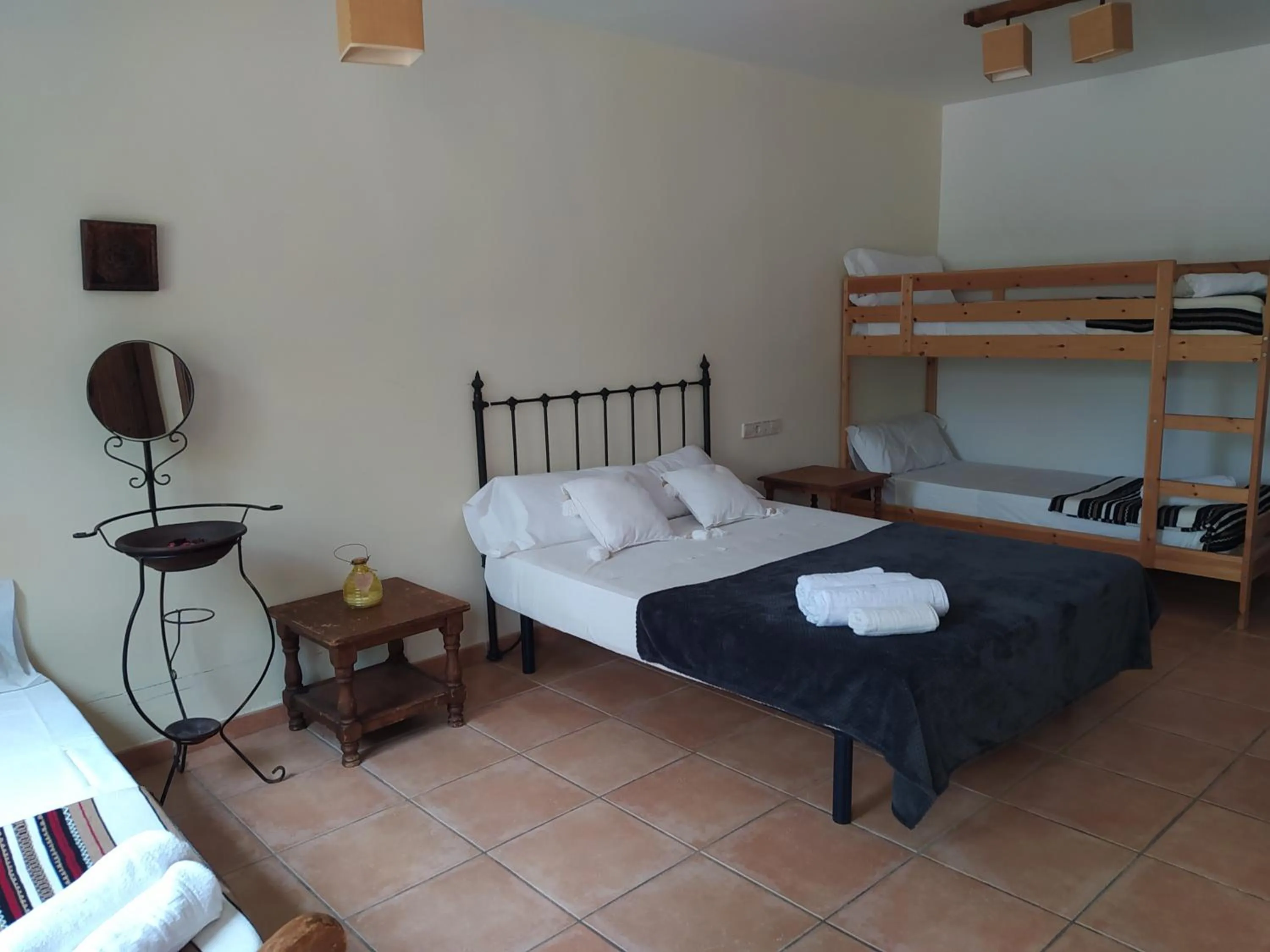 Bed in Hotel Rural La Marmita de Ahlam