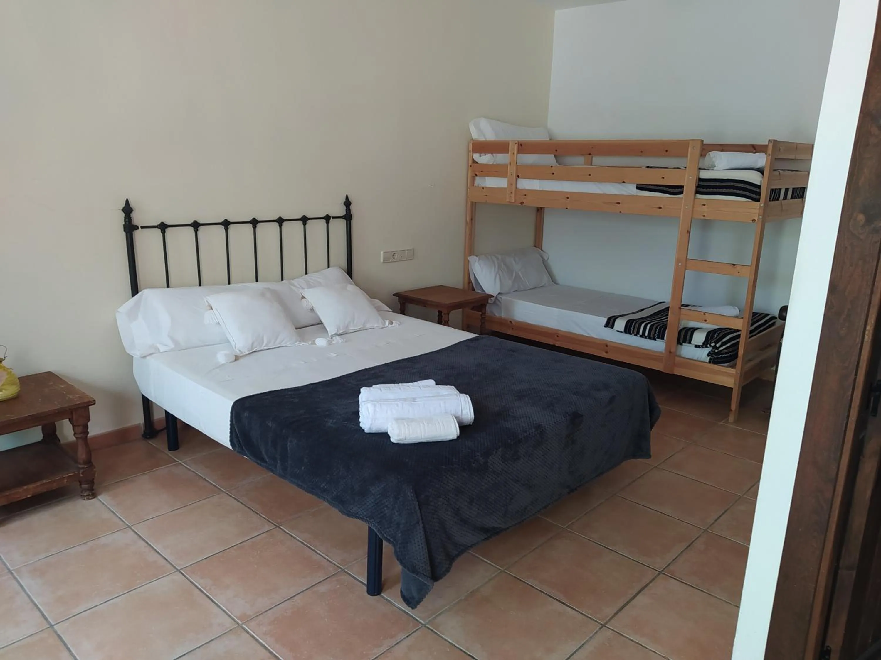 Bed in Hotel Rural La Marmita de Ahlam