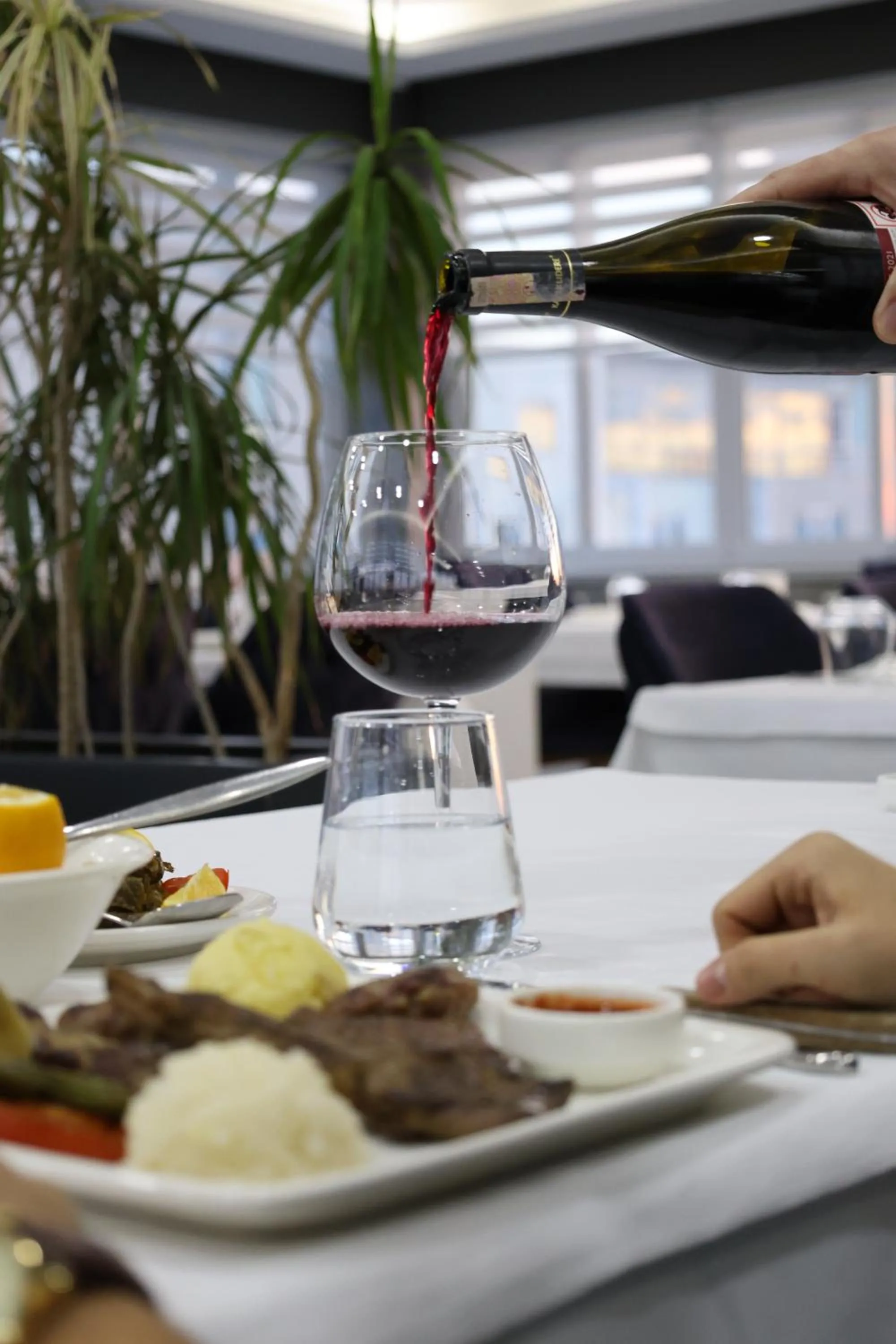 Food and drinks in Cavit Duvan Prestige Hotel