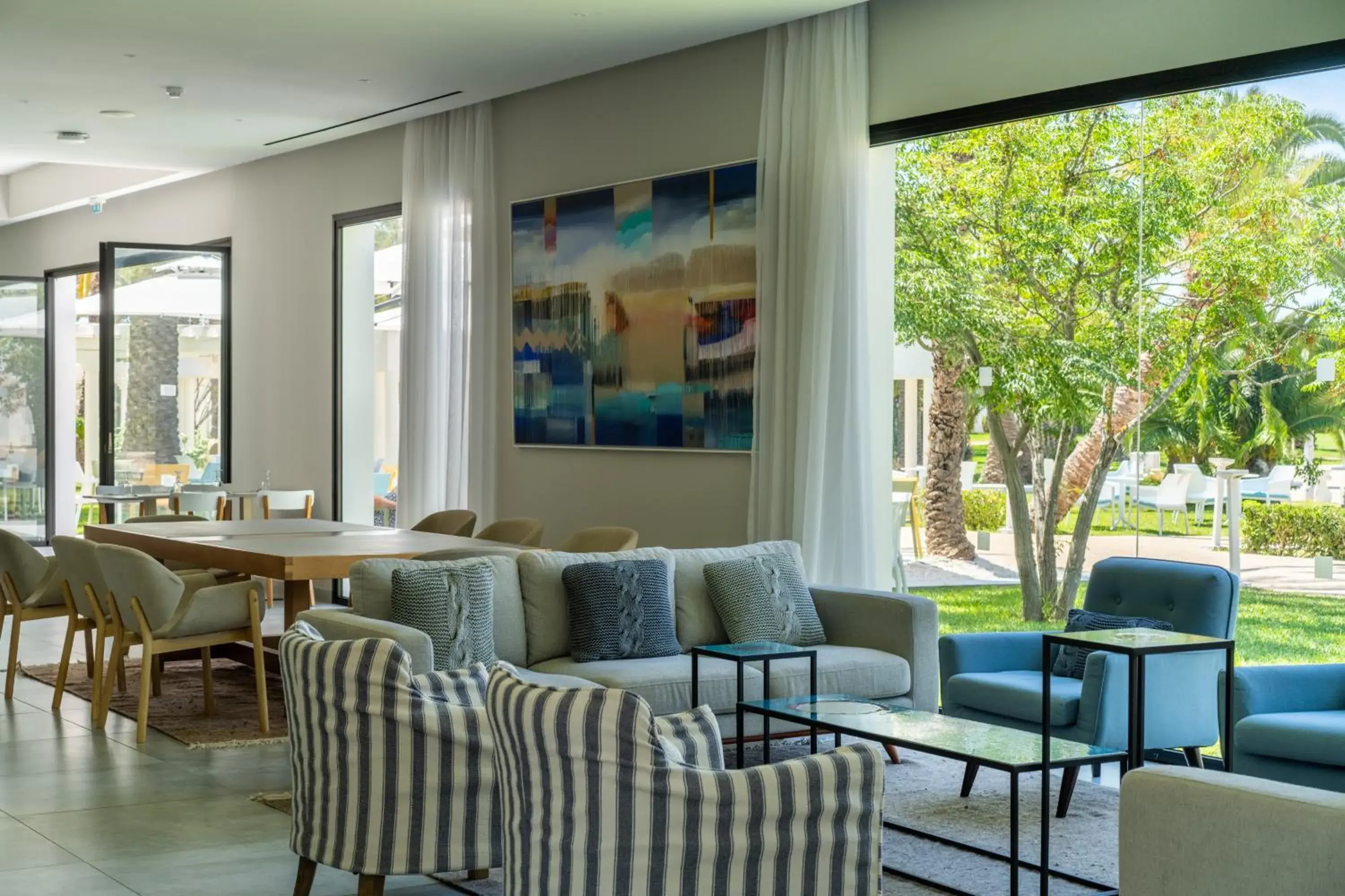 Lounge or bar in The Mirage Resort & SPA Lounge or bar in The Mirage Resort & SPA