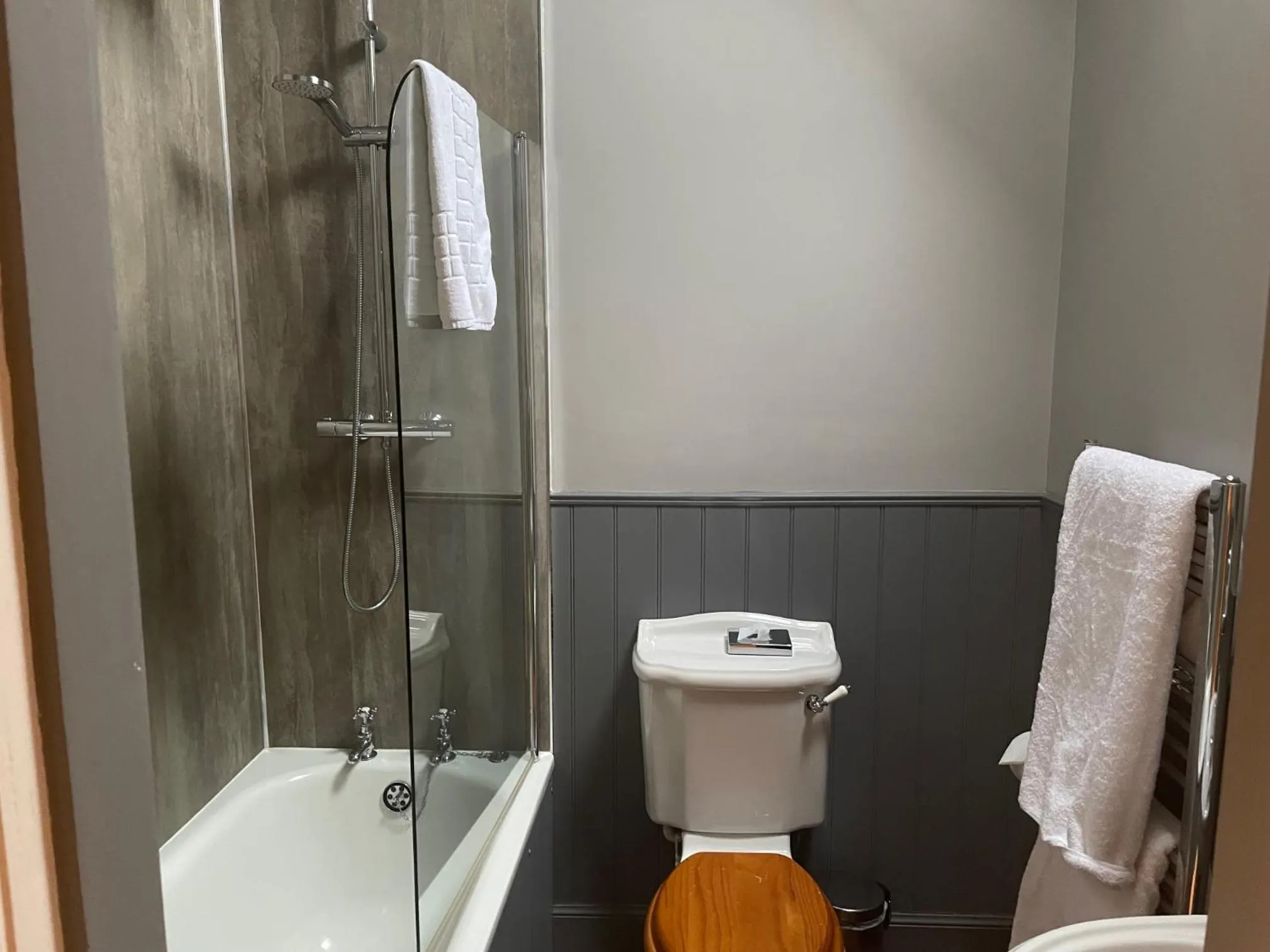 Bathroom in Glen Clova Hotel & Luxury Lodges