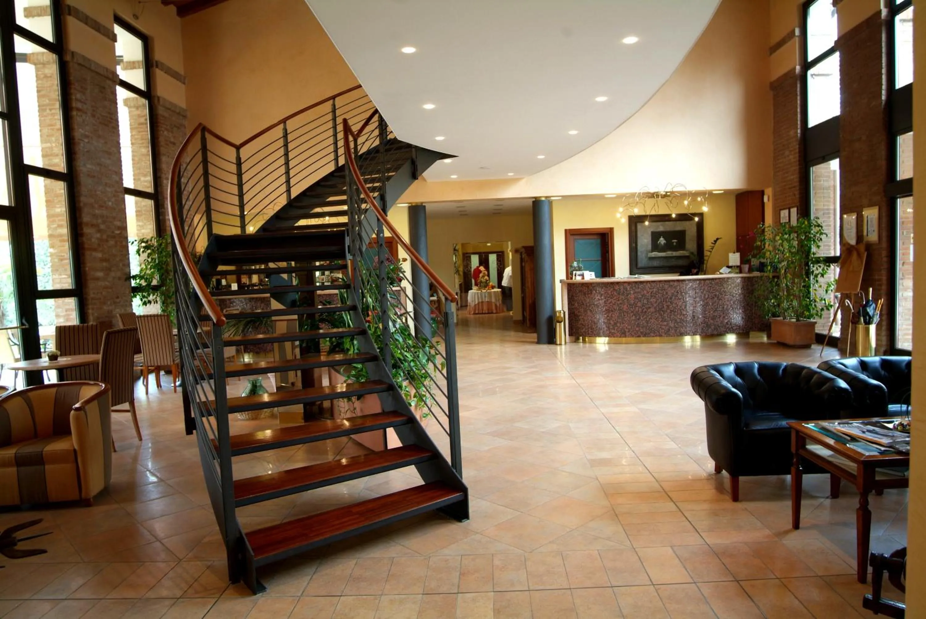 Communal lounge/ TV room in Hotel Ristorante Novecento