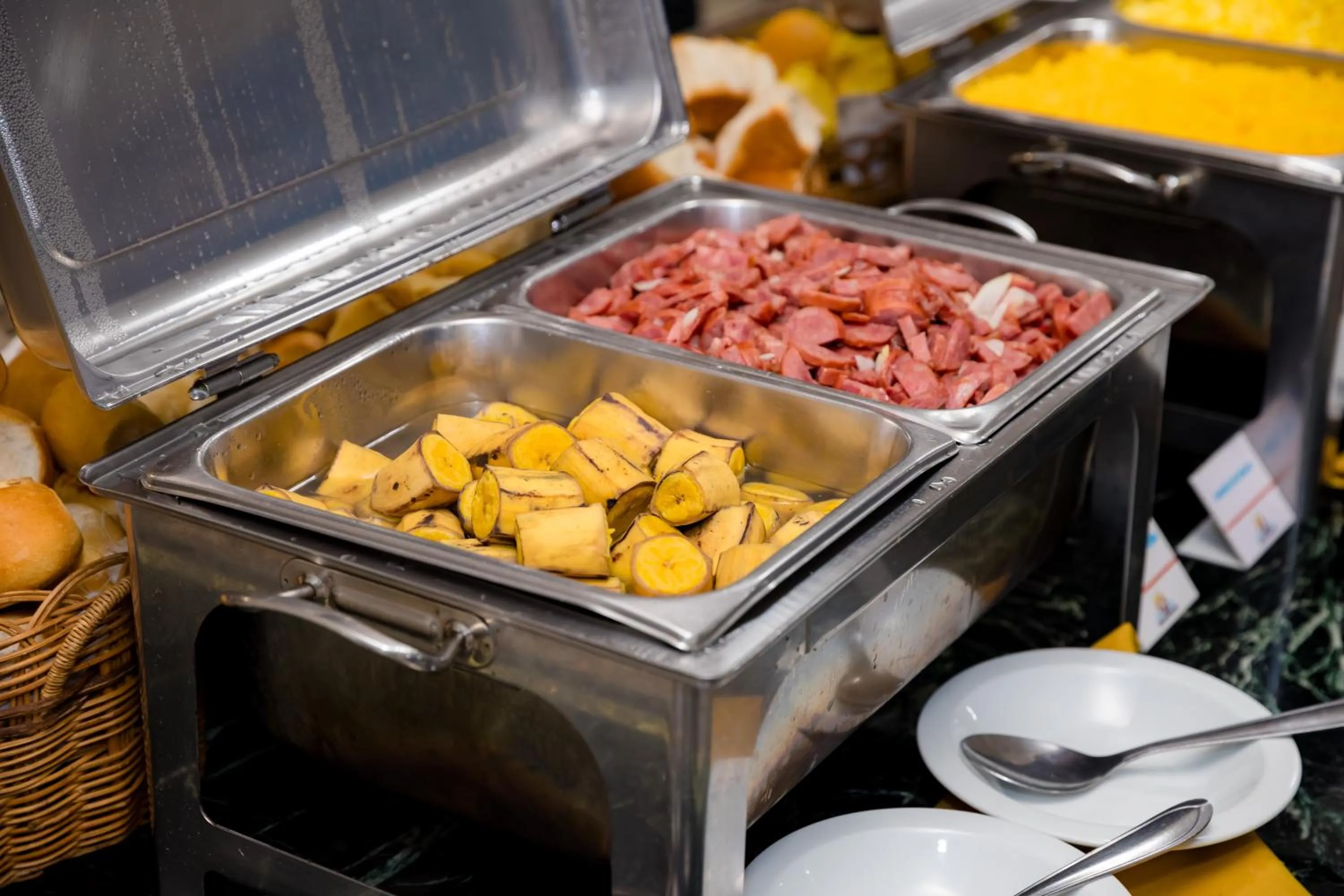 Buffet breakfast in Casa Blanca Park Hotel