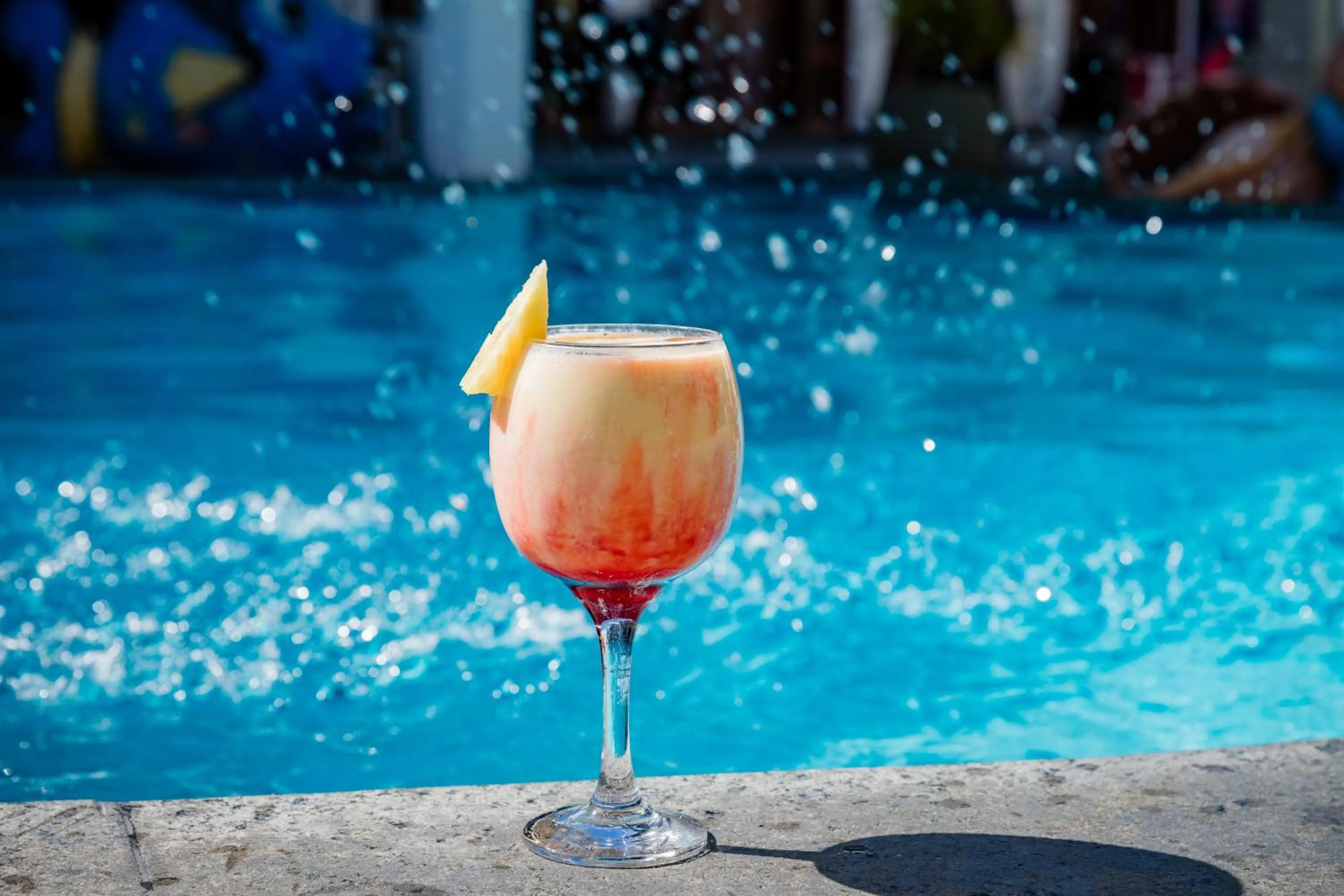 Swimming pool in Casa Blanca Park Hotel