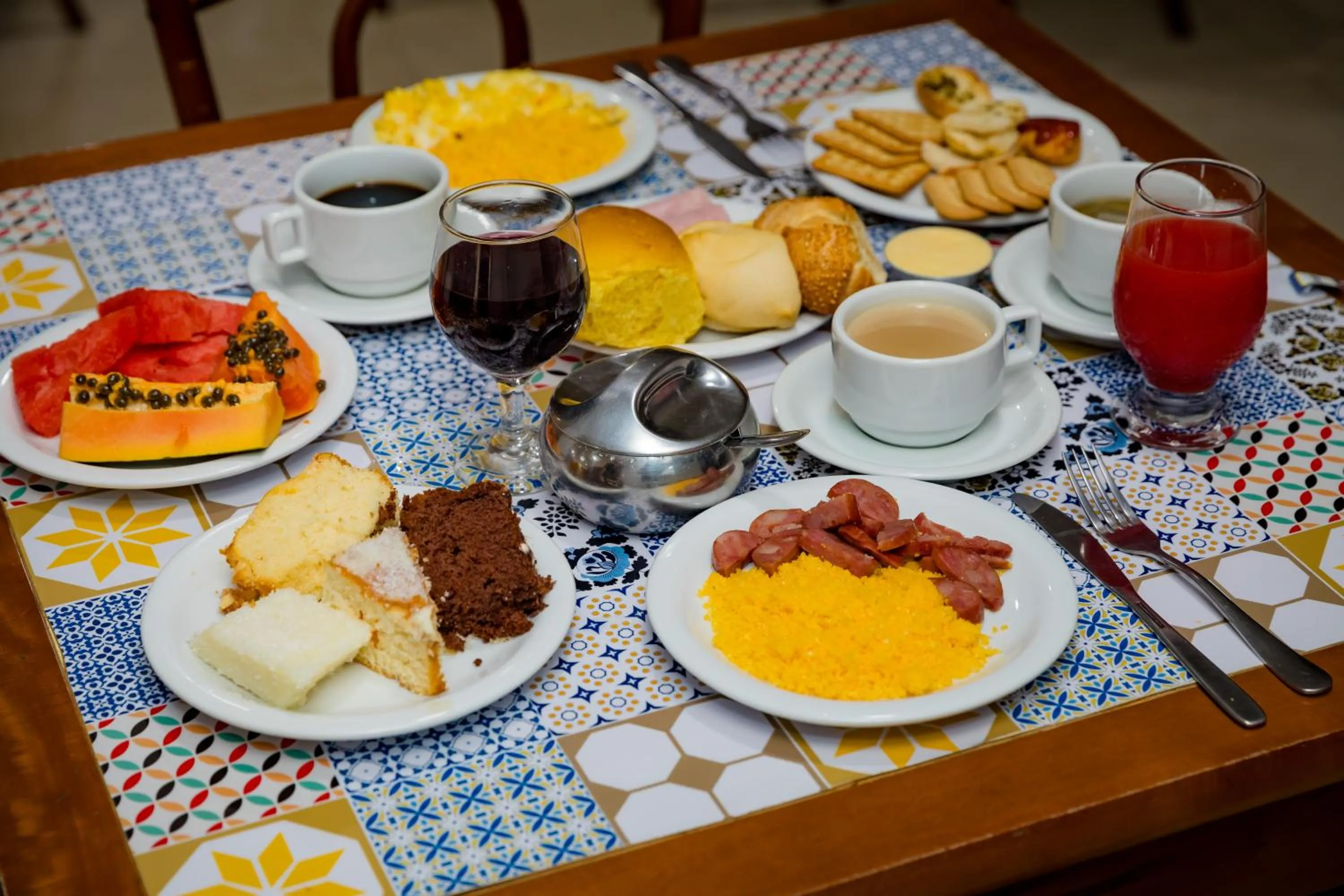 Continental breakfast in Casa Blanca Park Hotel