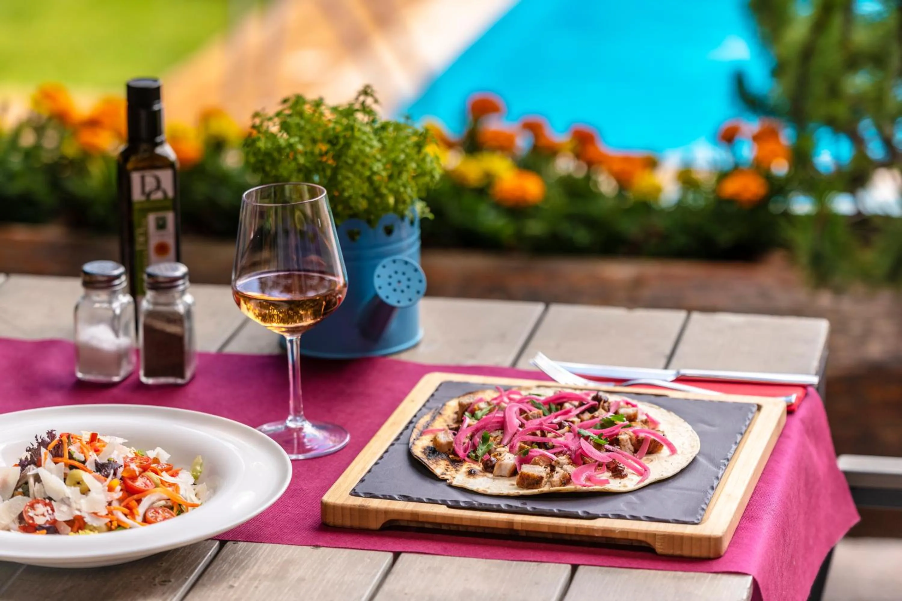 Food and drinks in Sport Hotel Village