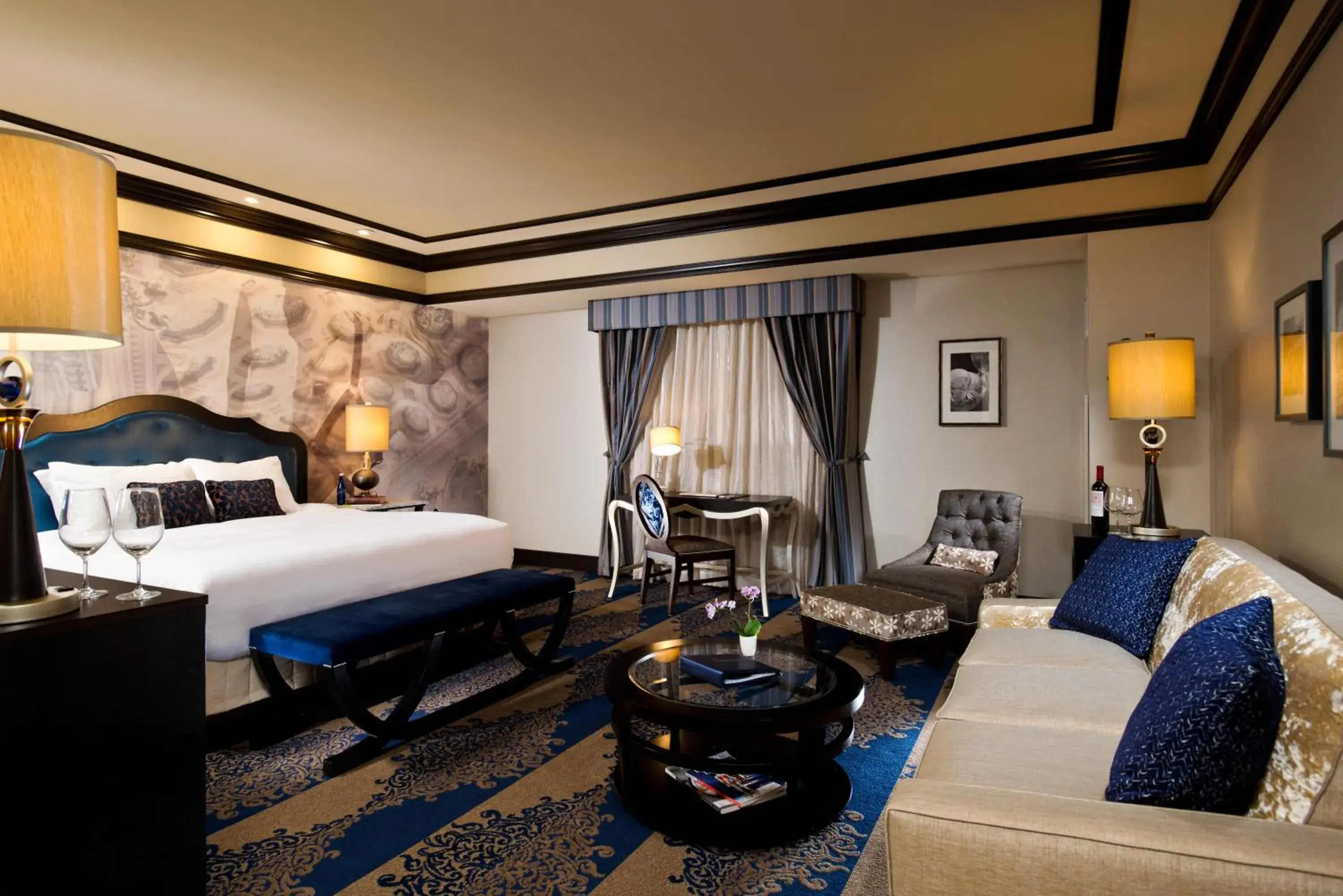 Photo of the whole room, Bed in Saratoga Casino Hotel Photo of the whole room, Bed in Saratoga Casino Hotel