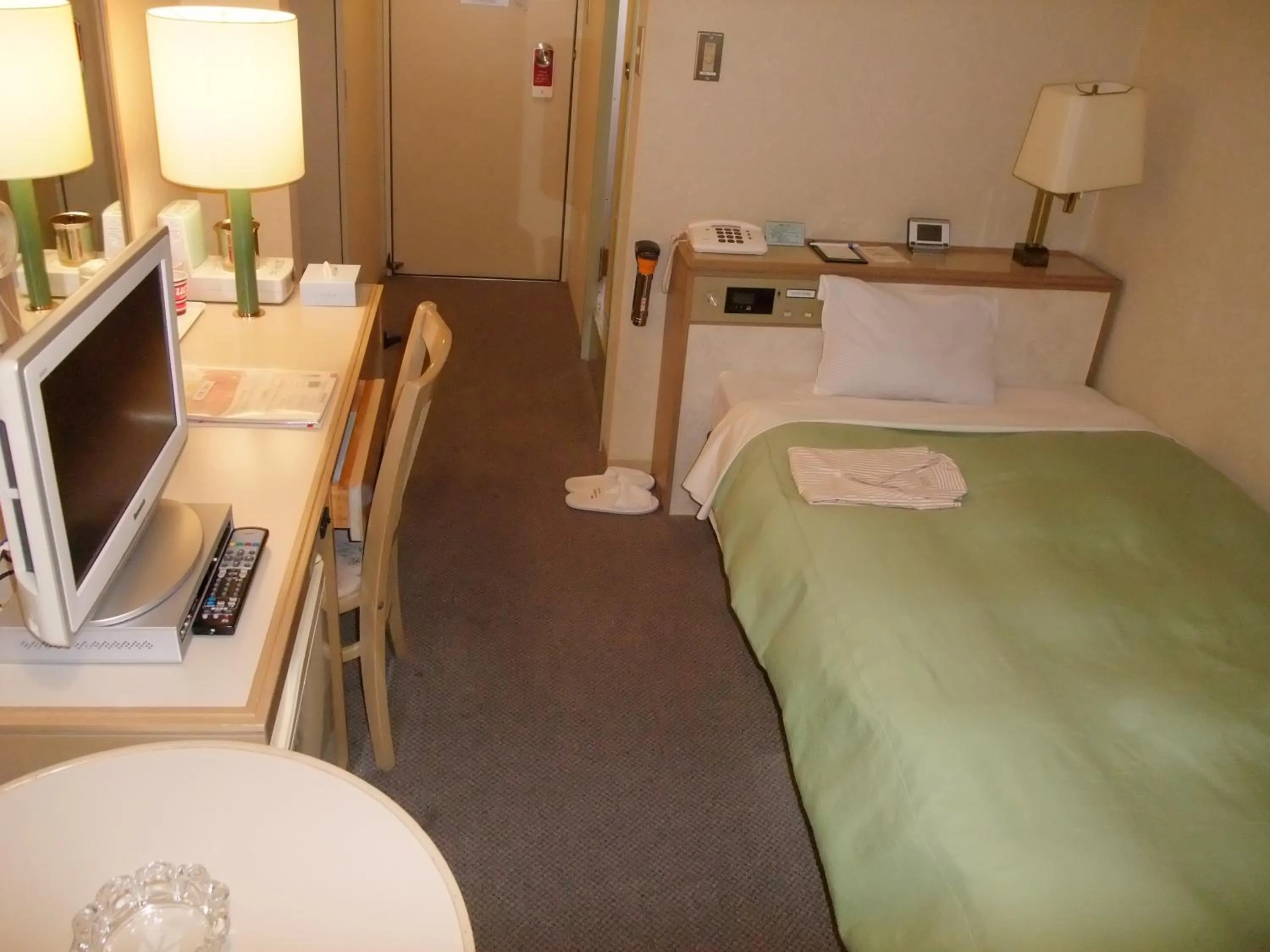 Photo of the whole room, Bed in Hotel Sunroute Goshogawara