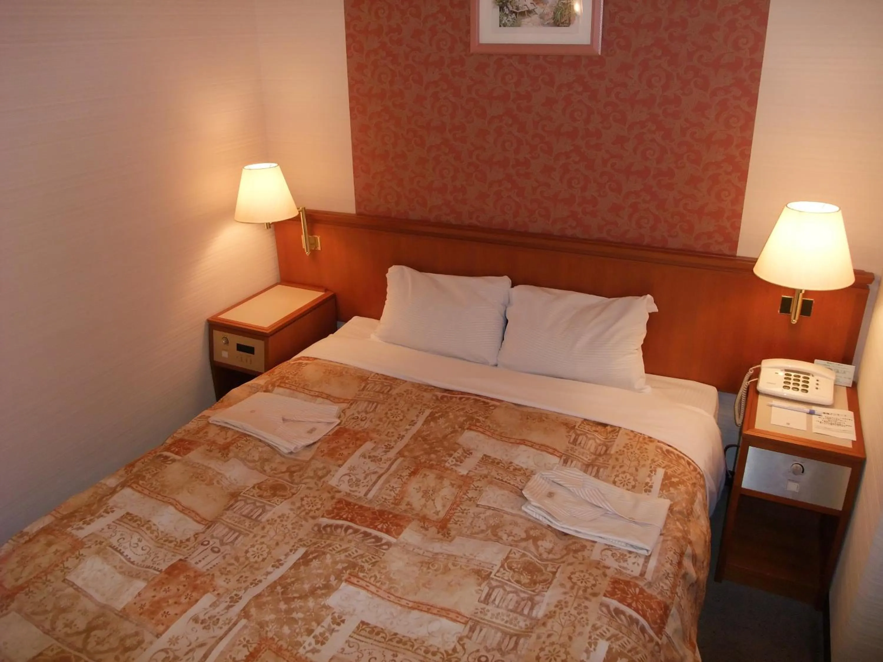 Photo of the whole room, Bed in Hotel Sunroute Goshogawara