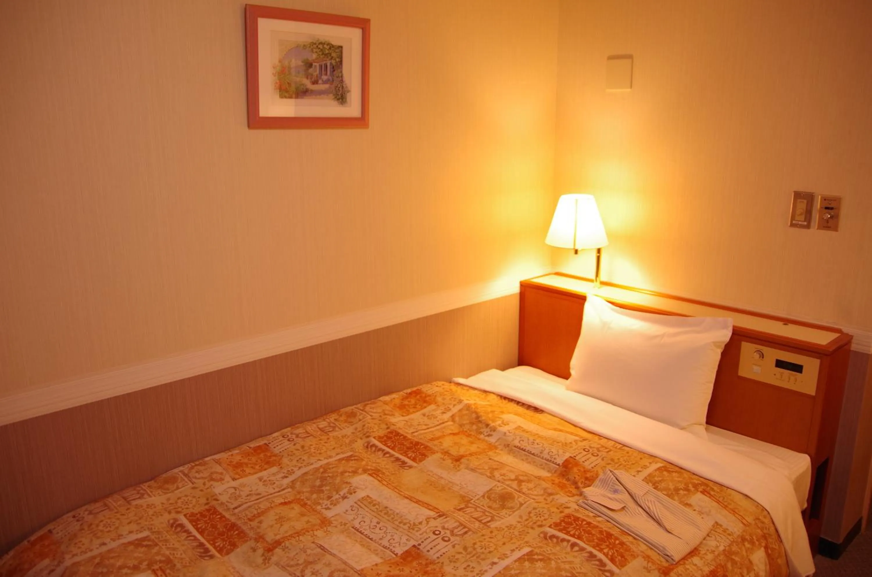 Photo of the whole room, Bed in Hotel Sunroute Goshogawara