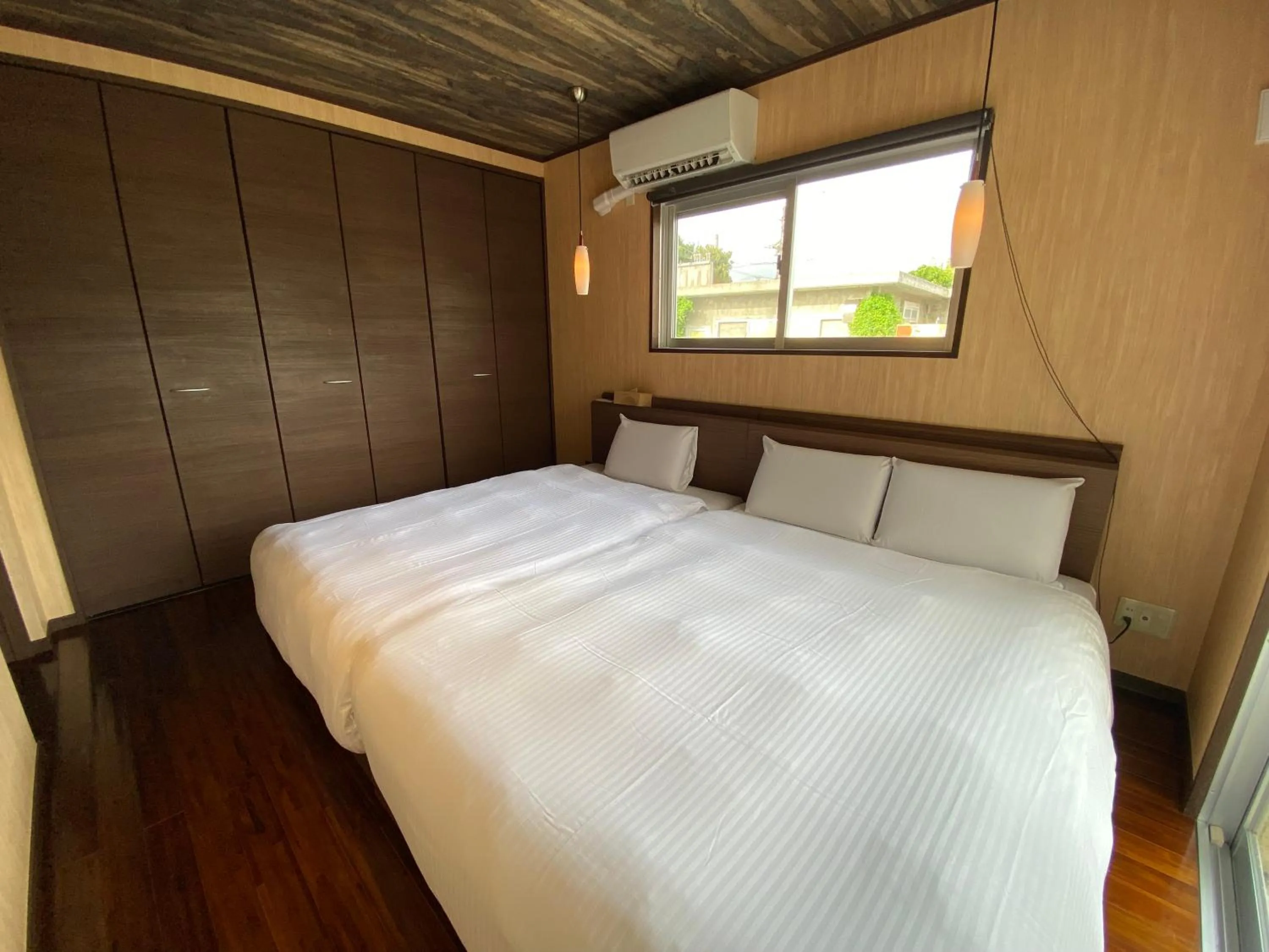 Bed in Seven Residence Music