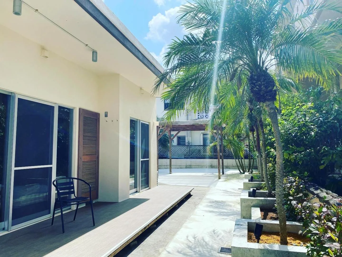 Day in Seven Residence Music