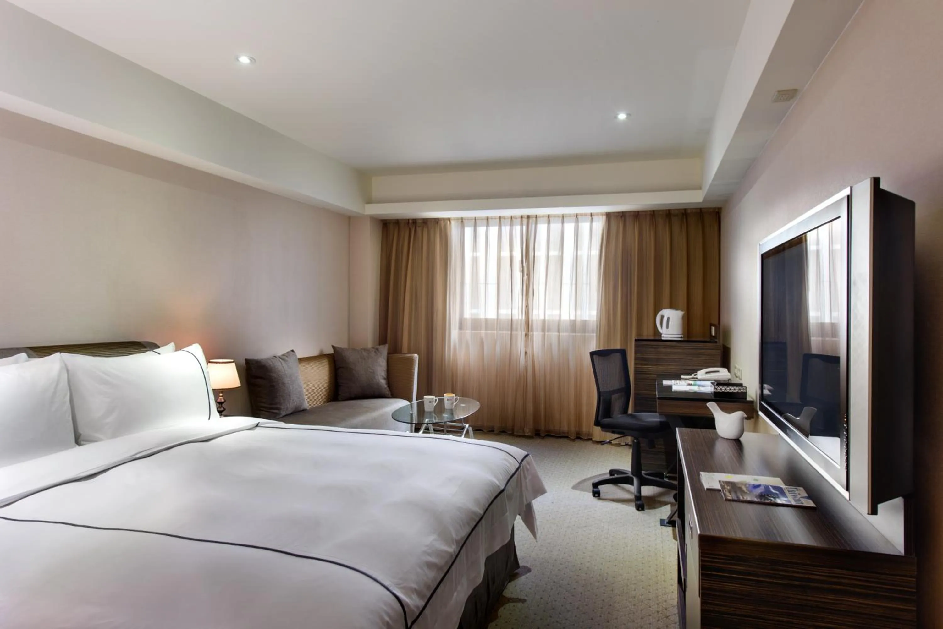 TV and multimedia, Bed in K Hotel Taipei