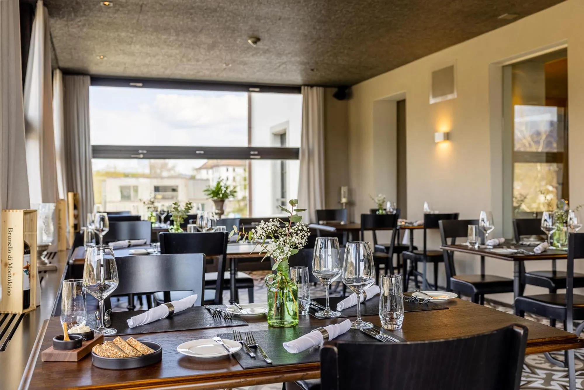 Restaurant/places to eat in Hotel Kettenbrücke