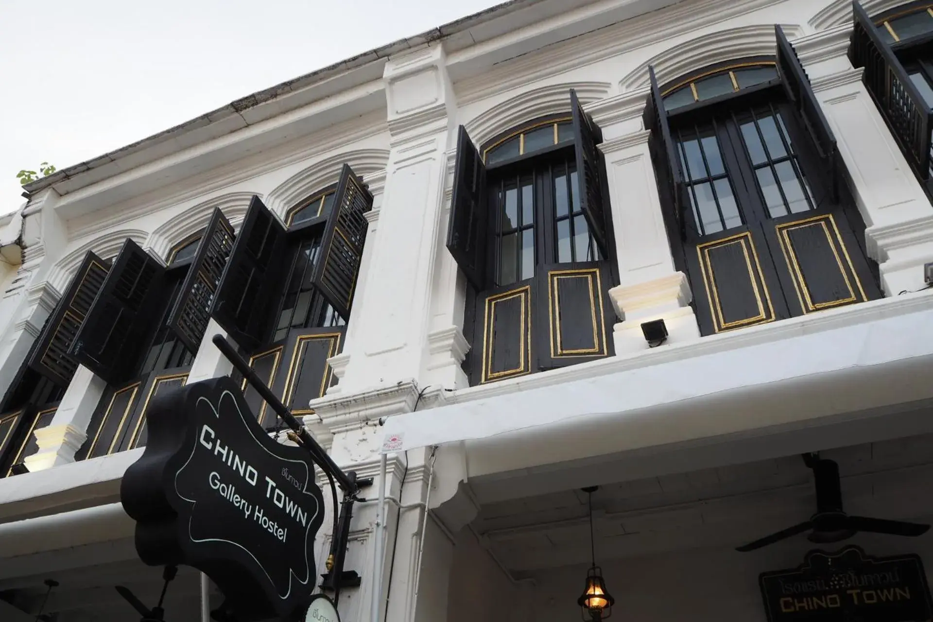 Property building in Chino Town at Yaowarat Phuket - SHA Plus Property building in Chino Town at Yaowarat Phuket - SHA Plus