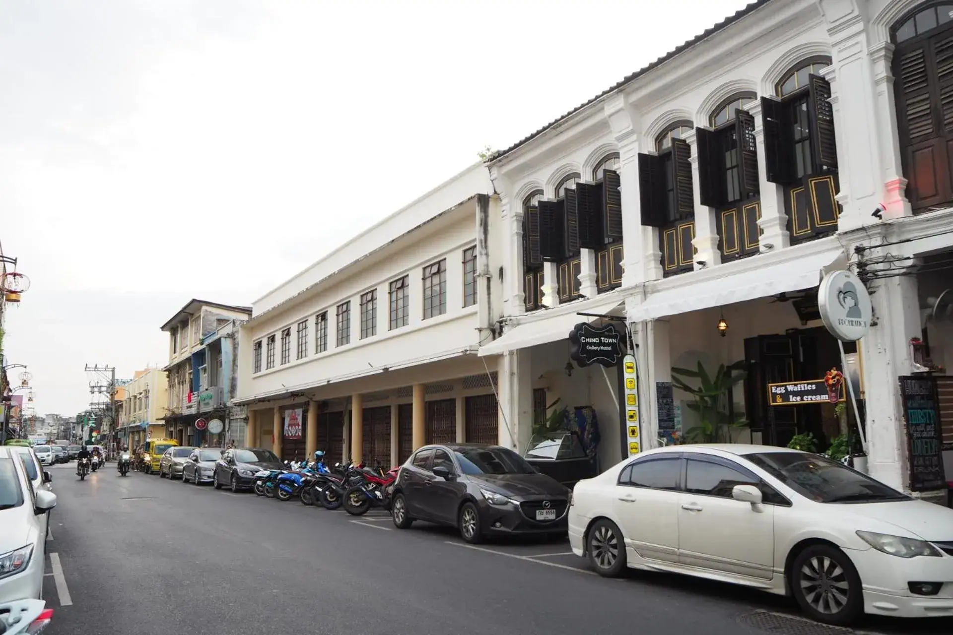 Property building in Chino Town at Yaowarat Phuket - SHA Plus Property building in Chino Town at Yaowarat Phuket - SHA Plus