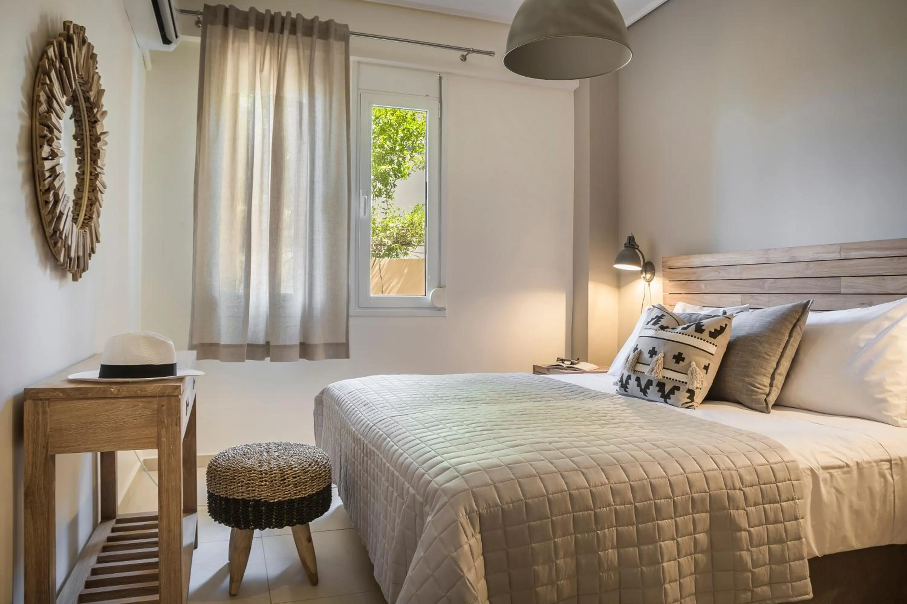 Bed in Meliti Waterfront Suites