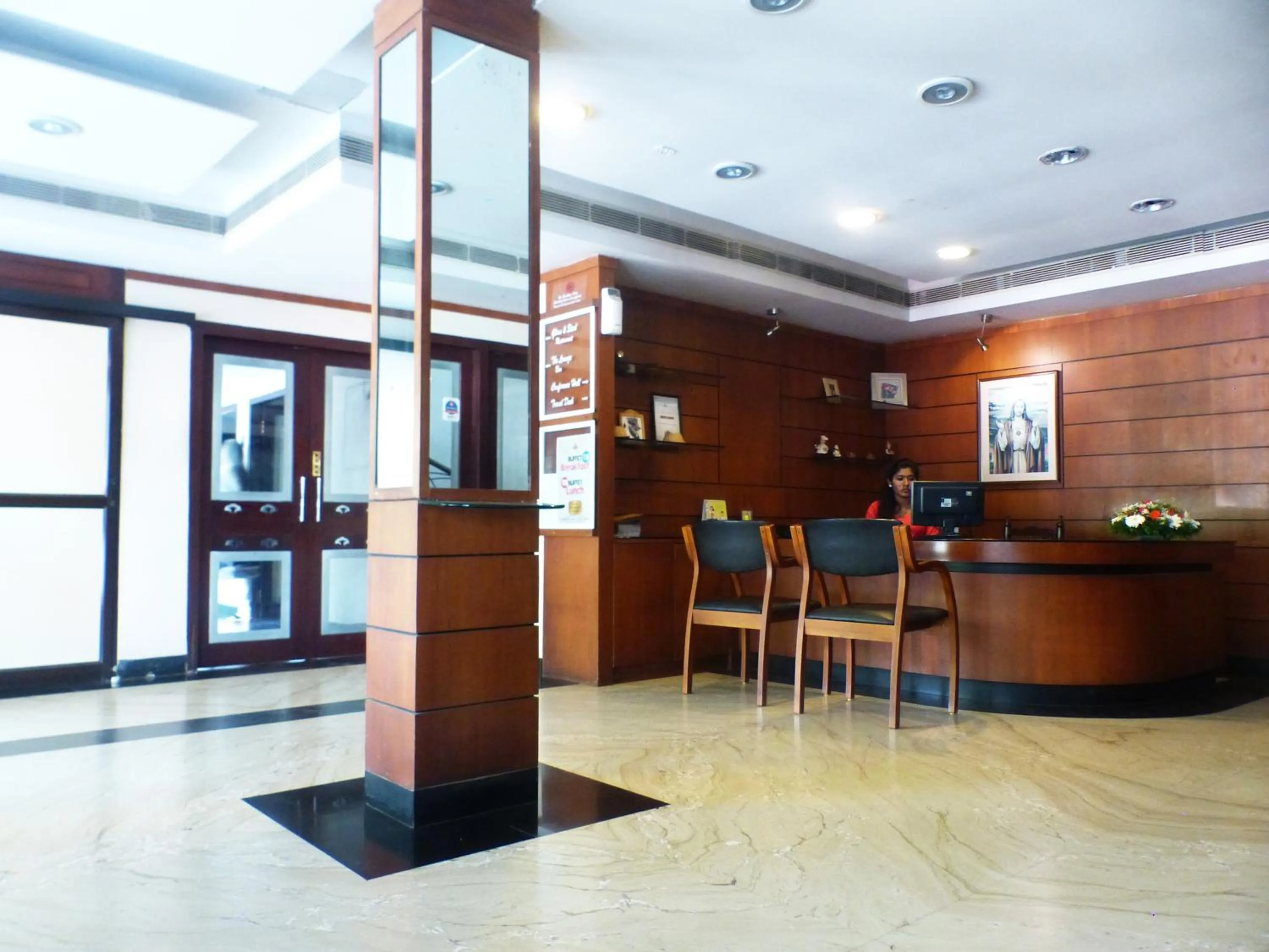 Lobby or reception in Hotel Highway Garden