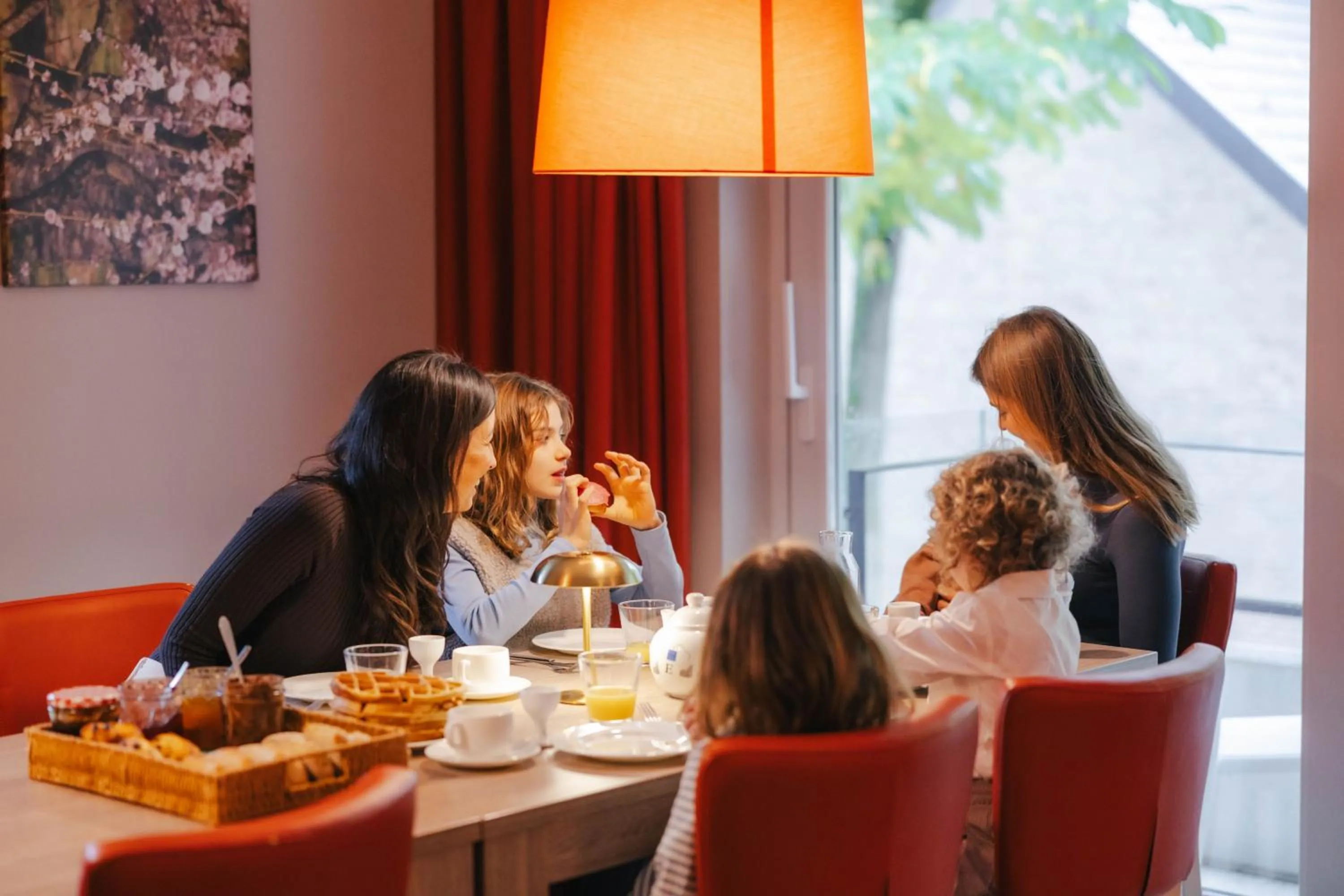 People in Green Resort Limburg