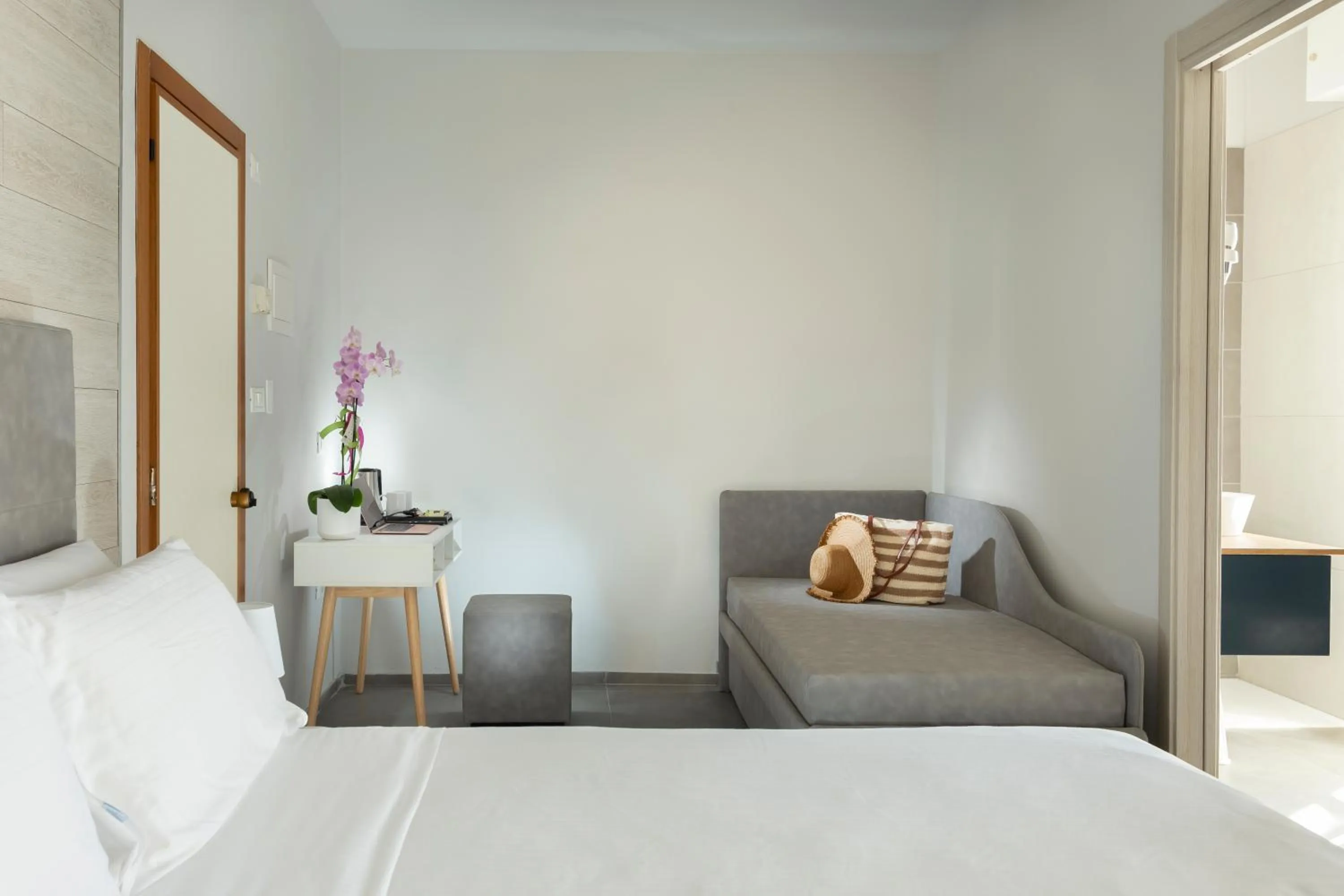 Bedroom, Bed in Hotel Vela d'Oro