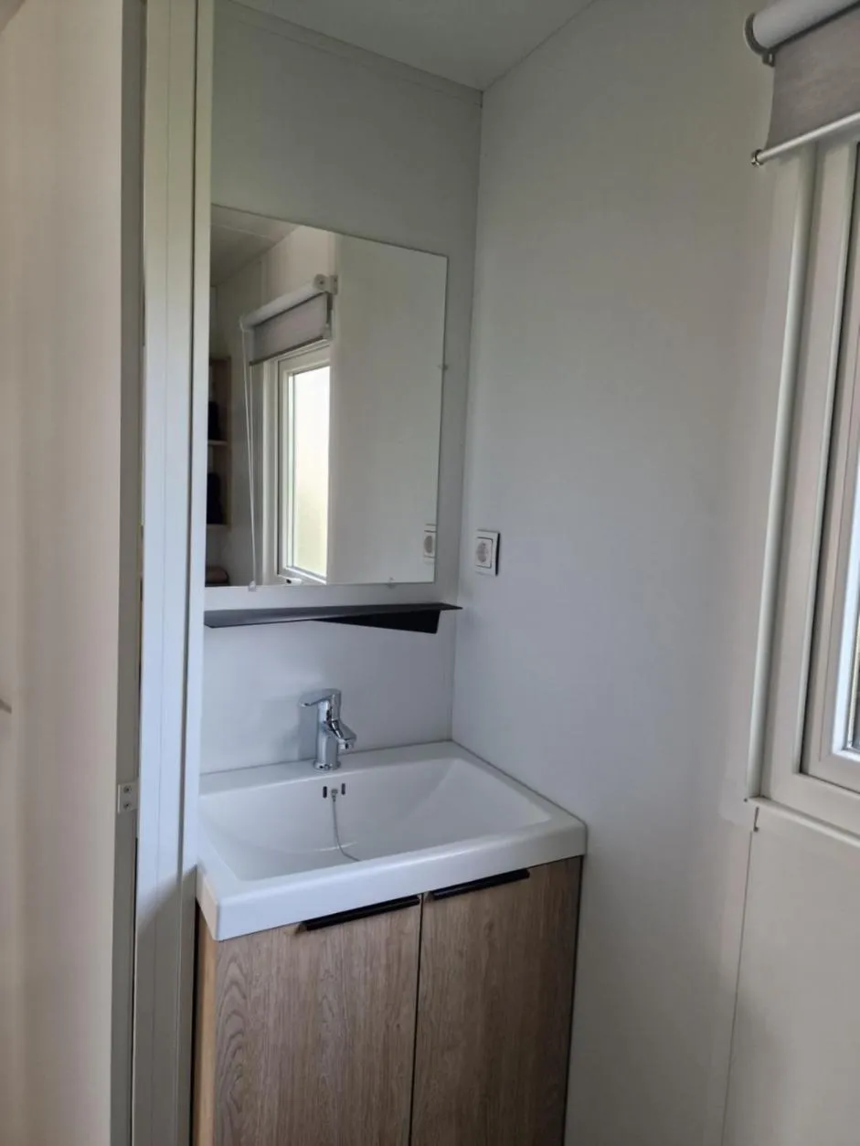 Bathroom in Camping Les P'tites Maisons dans la Prairie