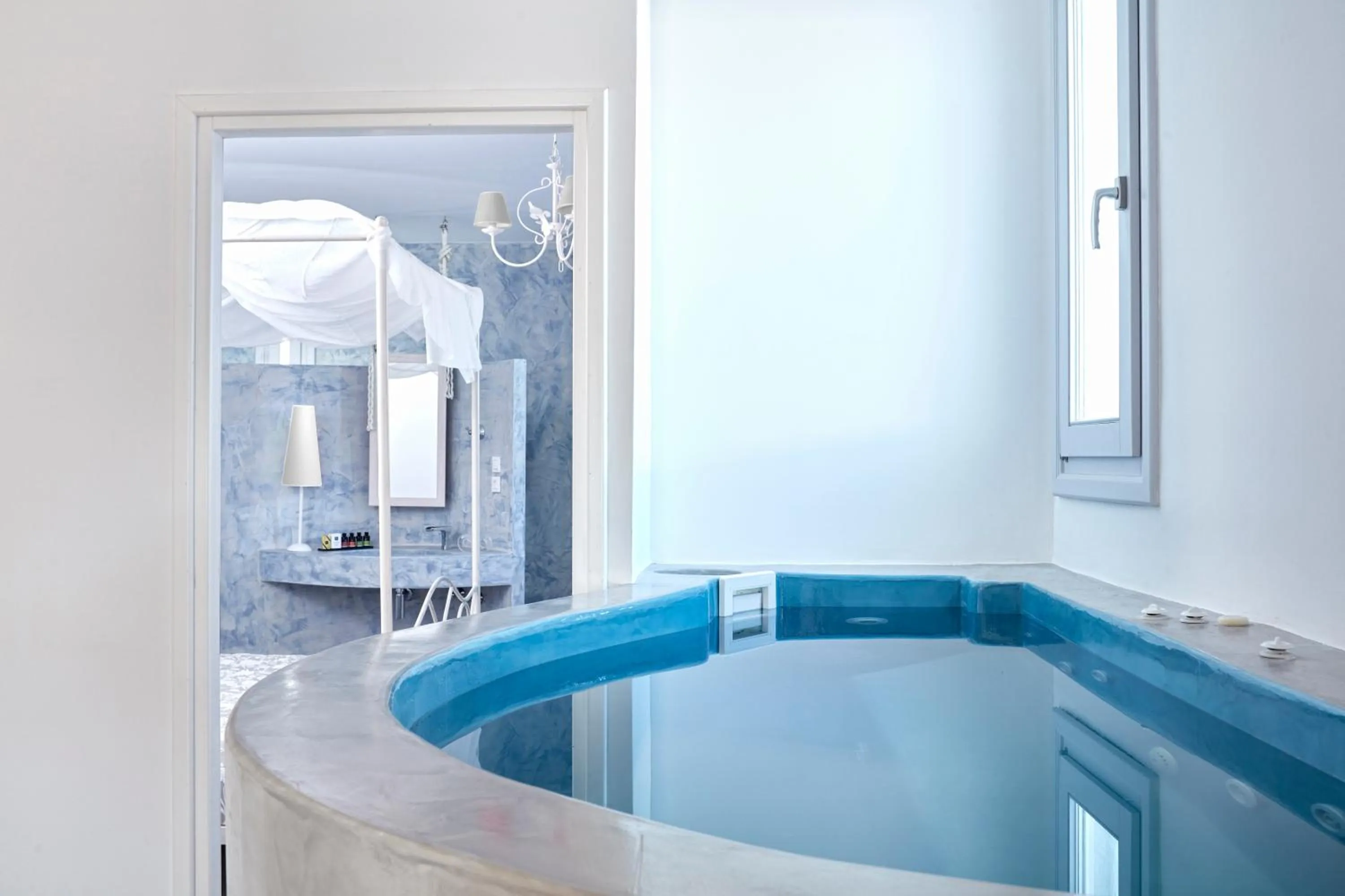 Hot Tub in Orabel Suites Santorini (Adults Only)